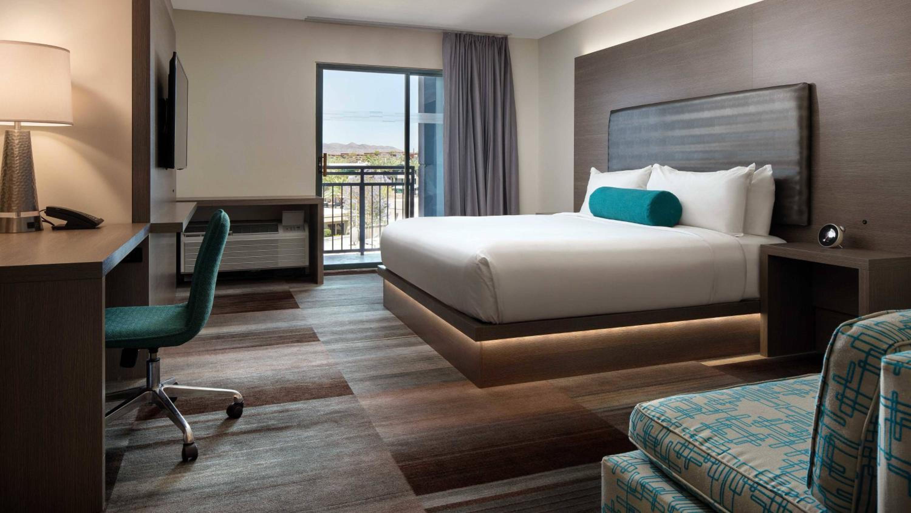 Aloft Suite, 1 Bedroom Junior Suite, 1 King, Limited view - Photo 1