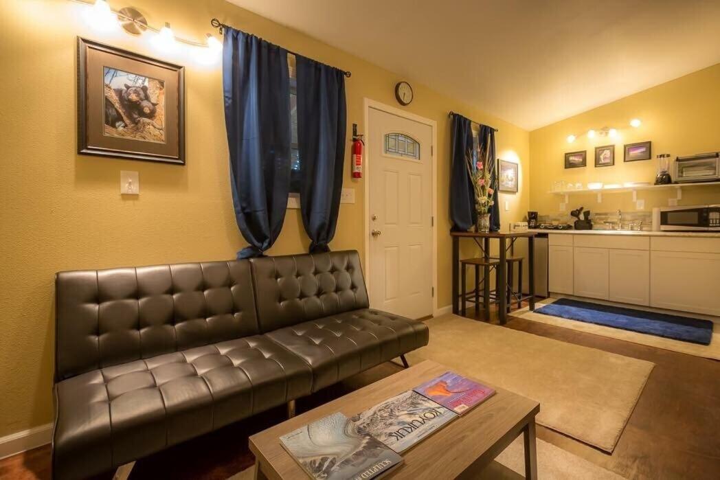 One-Bedroom Villa - Photo 12