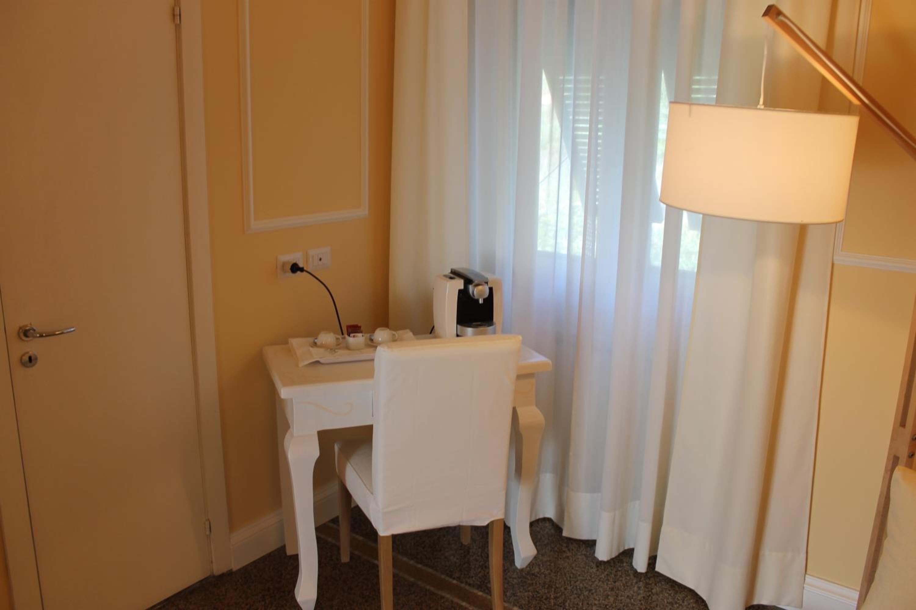 Junior Suite with Sea View photo 3