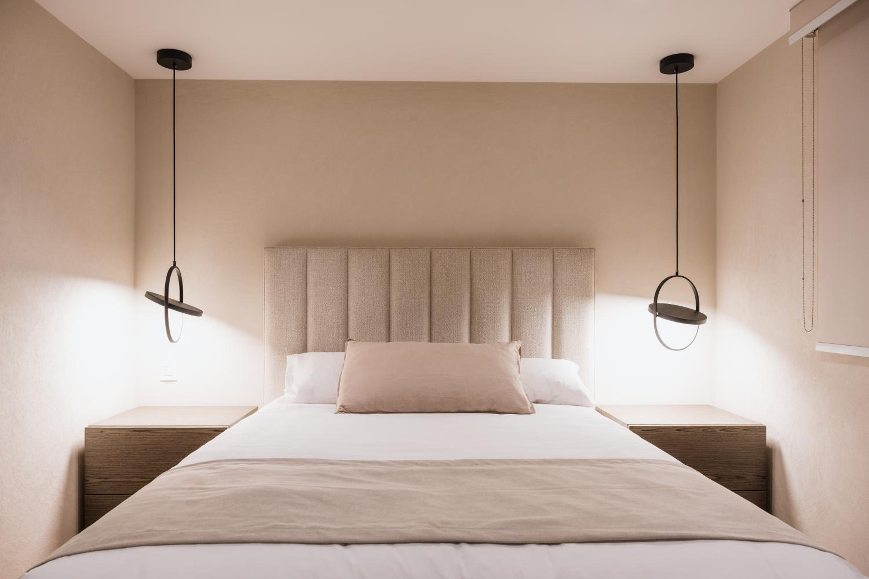 Three-Bedroom Apartment - Photo 9