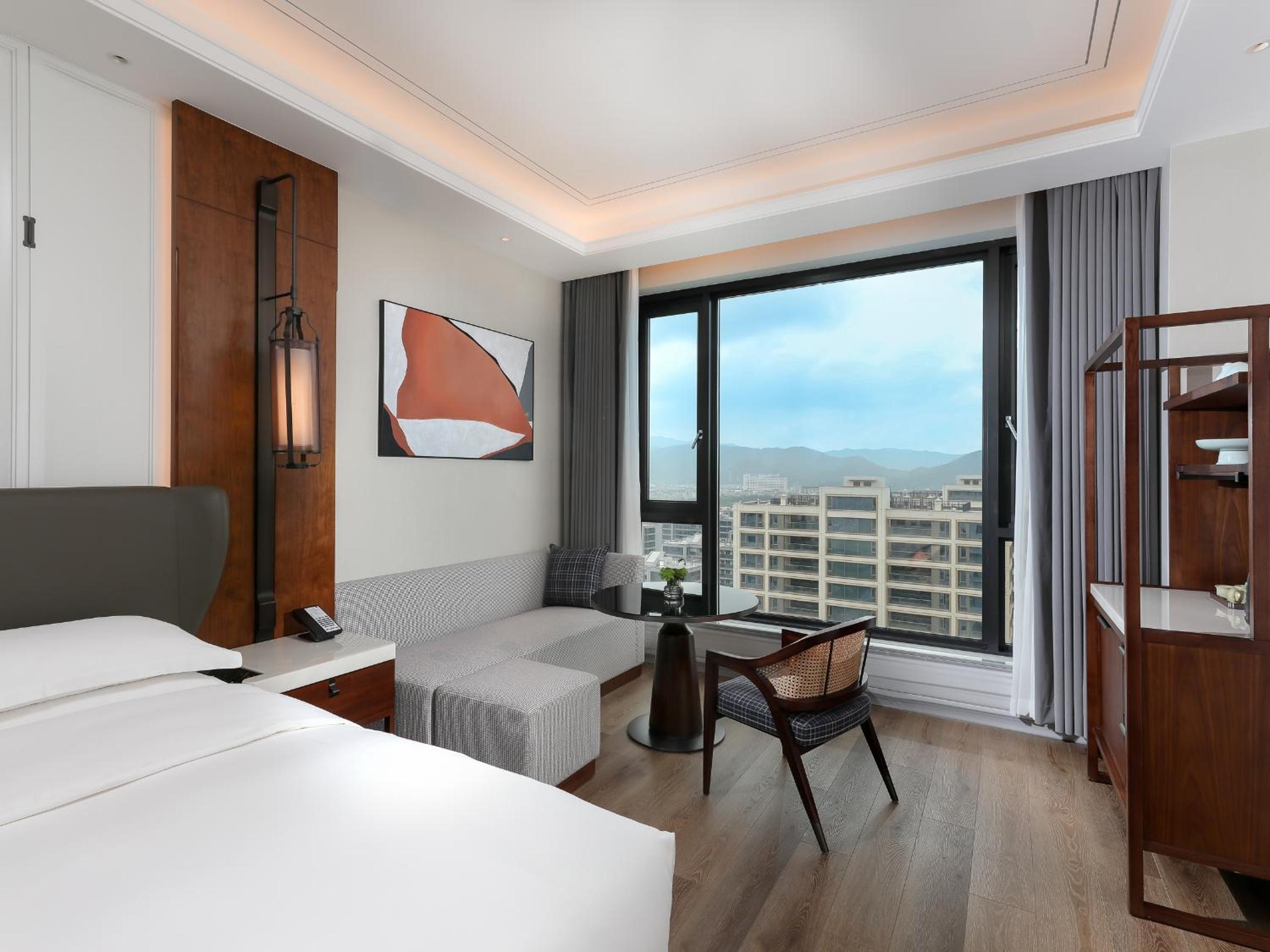 City View Double Room - Photo 5