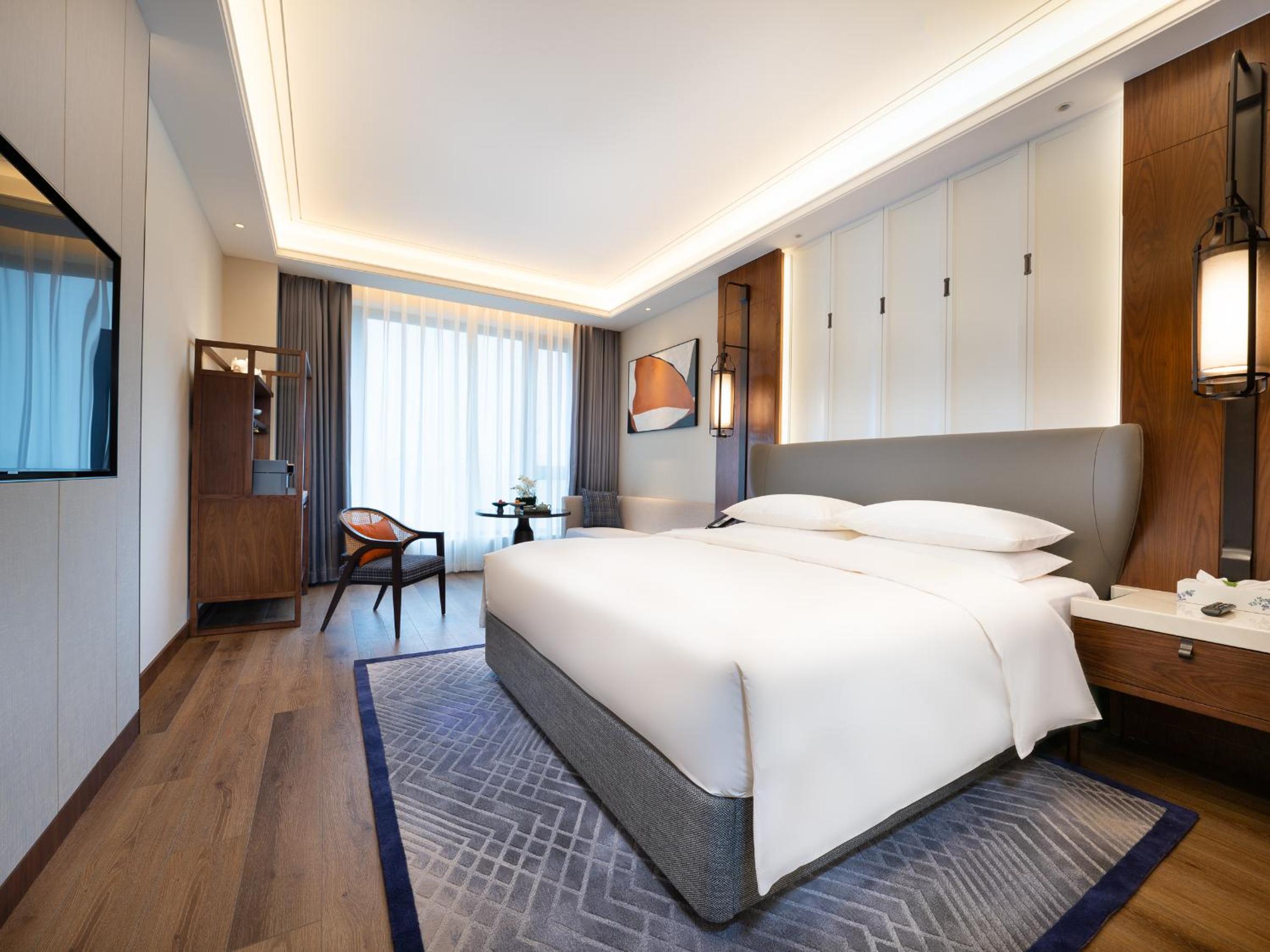 City View Double Room - Photo 1