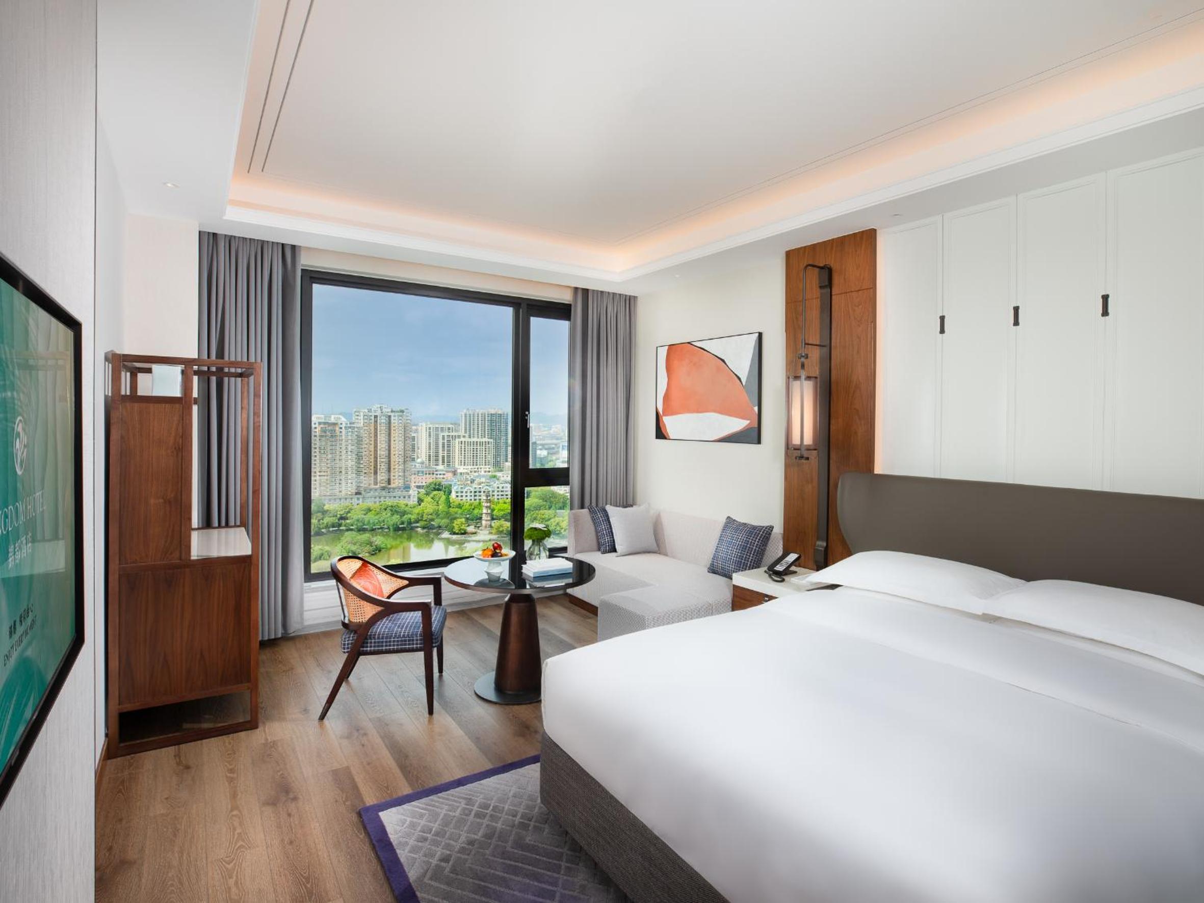 Lake View Double Room