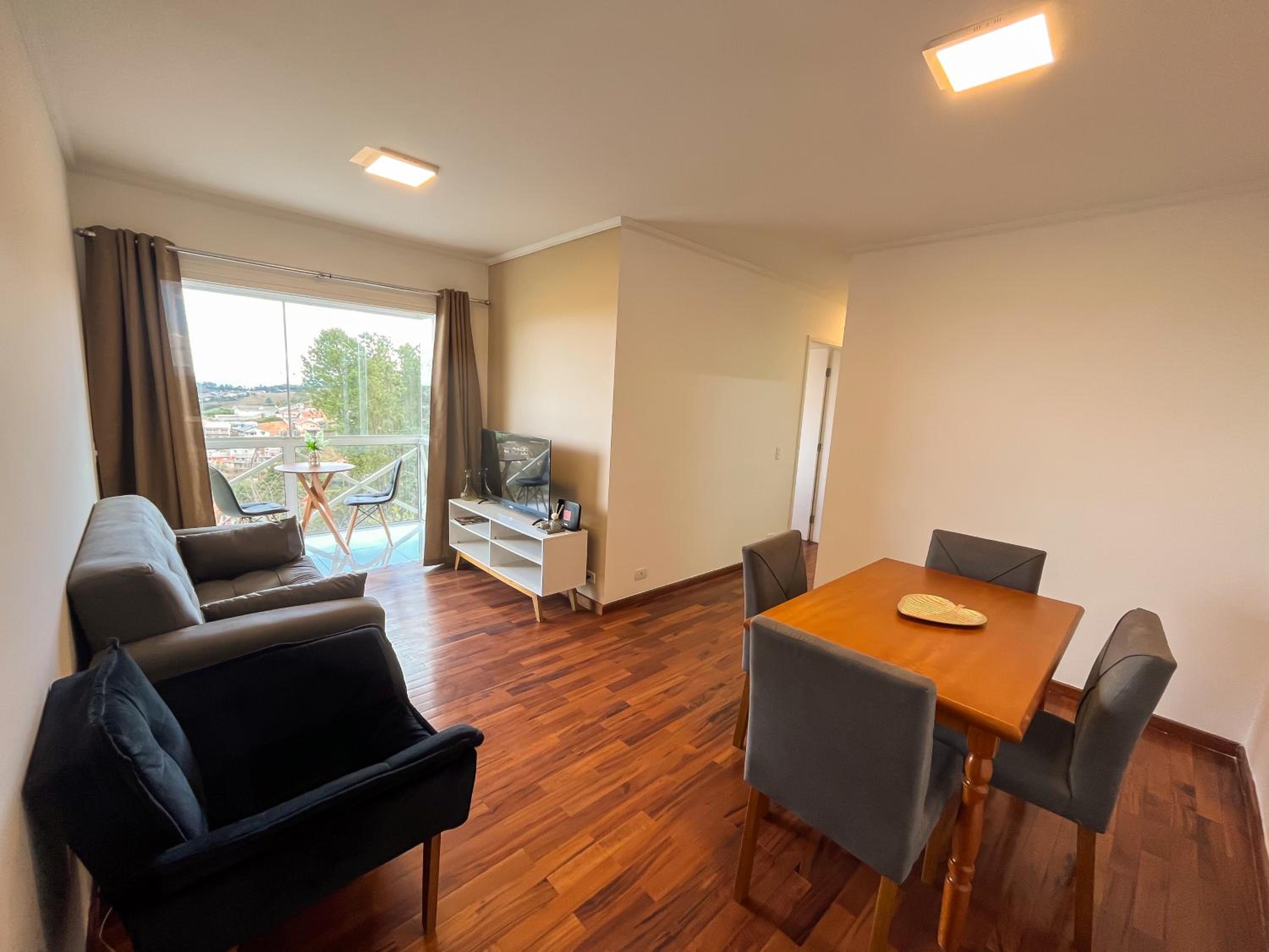 Apartment with Mountain View photo 1