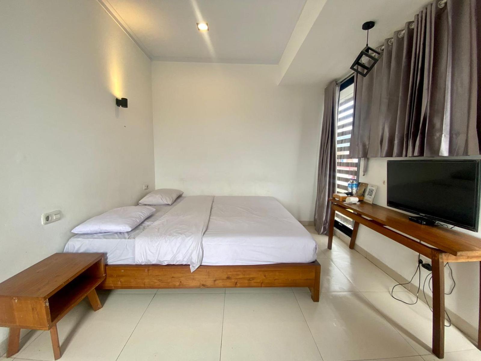 Budget Double Room photo 1
