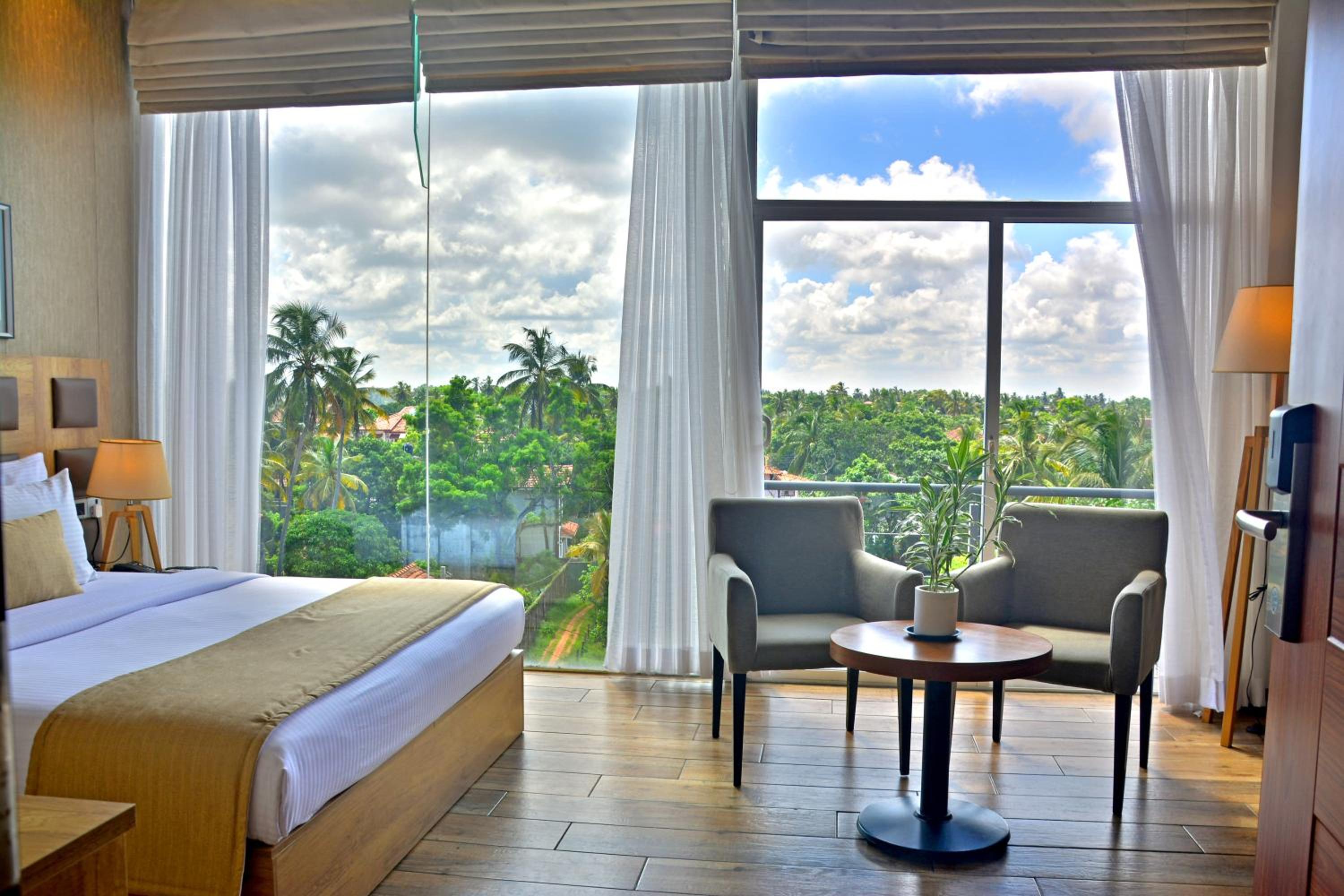 Superior Twin Room with Free Airport Pick up  photo 3