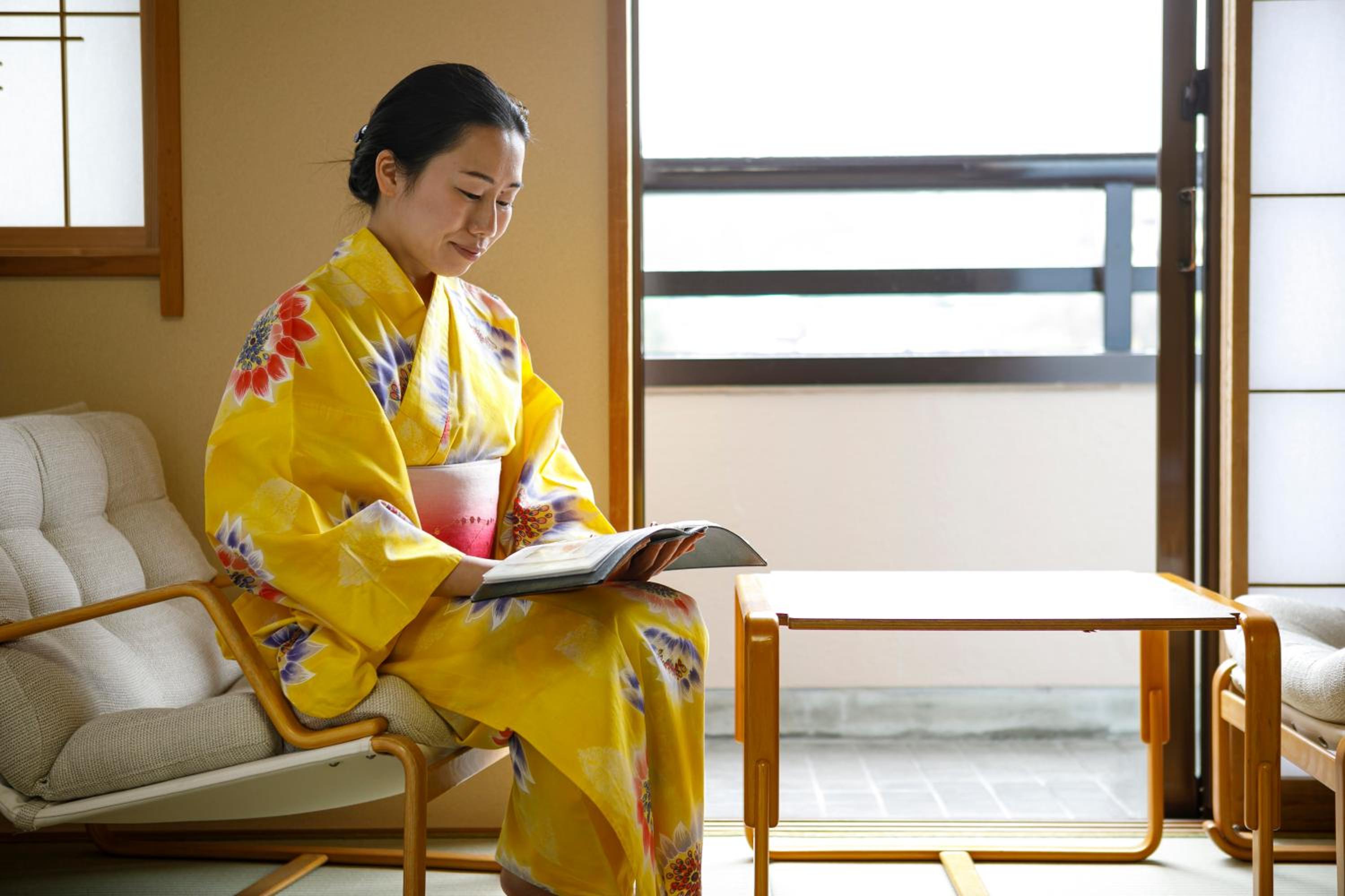 Japanese-Style Superior Room with River View - Photo 13