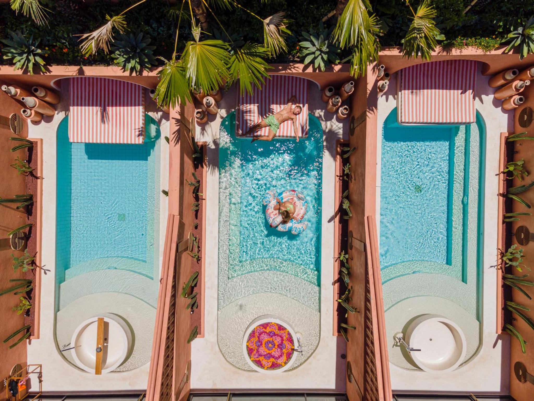 Grand One Bedroom Villa with Private Pool - Photo 18