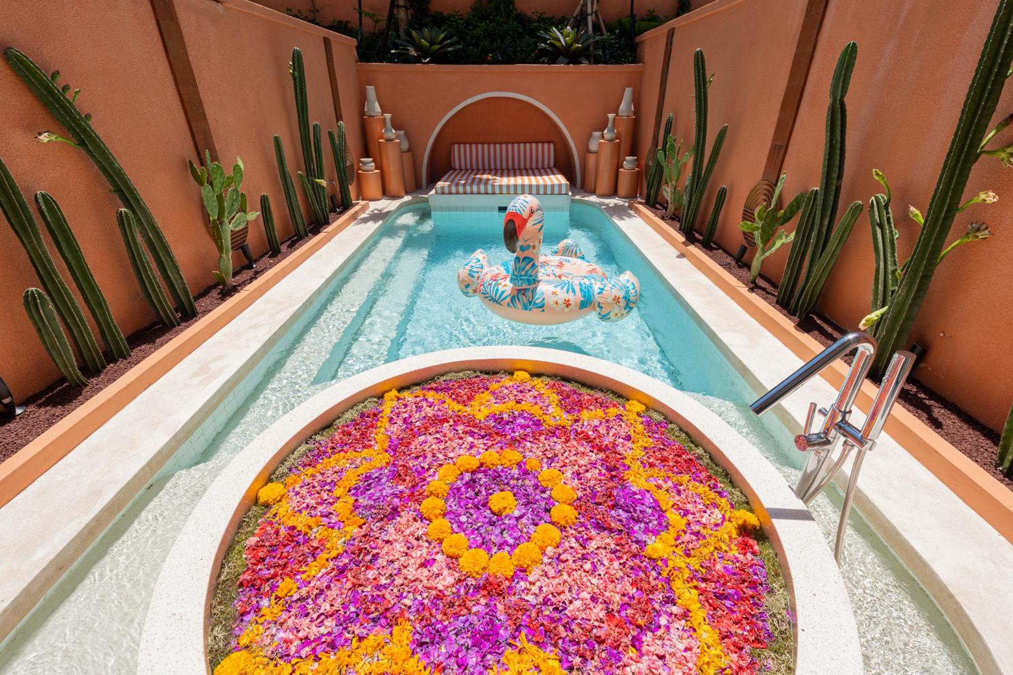 Grand One Bedroom Villa with Private Pool - Photo 16