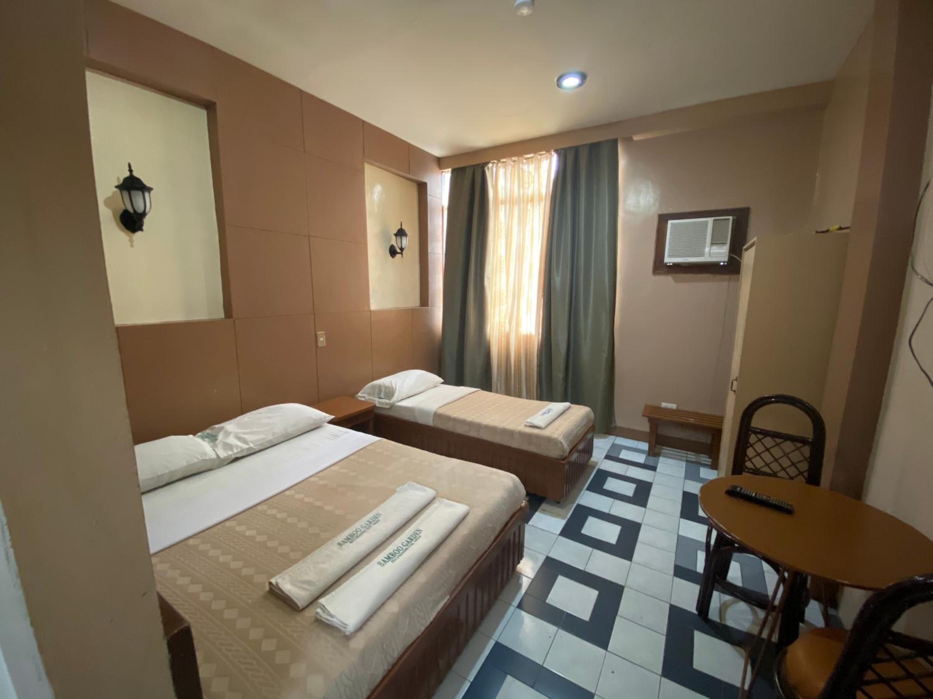 Deluxe Triple Room photo 2
