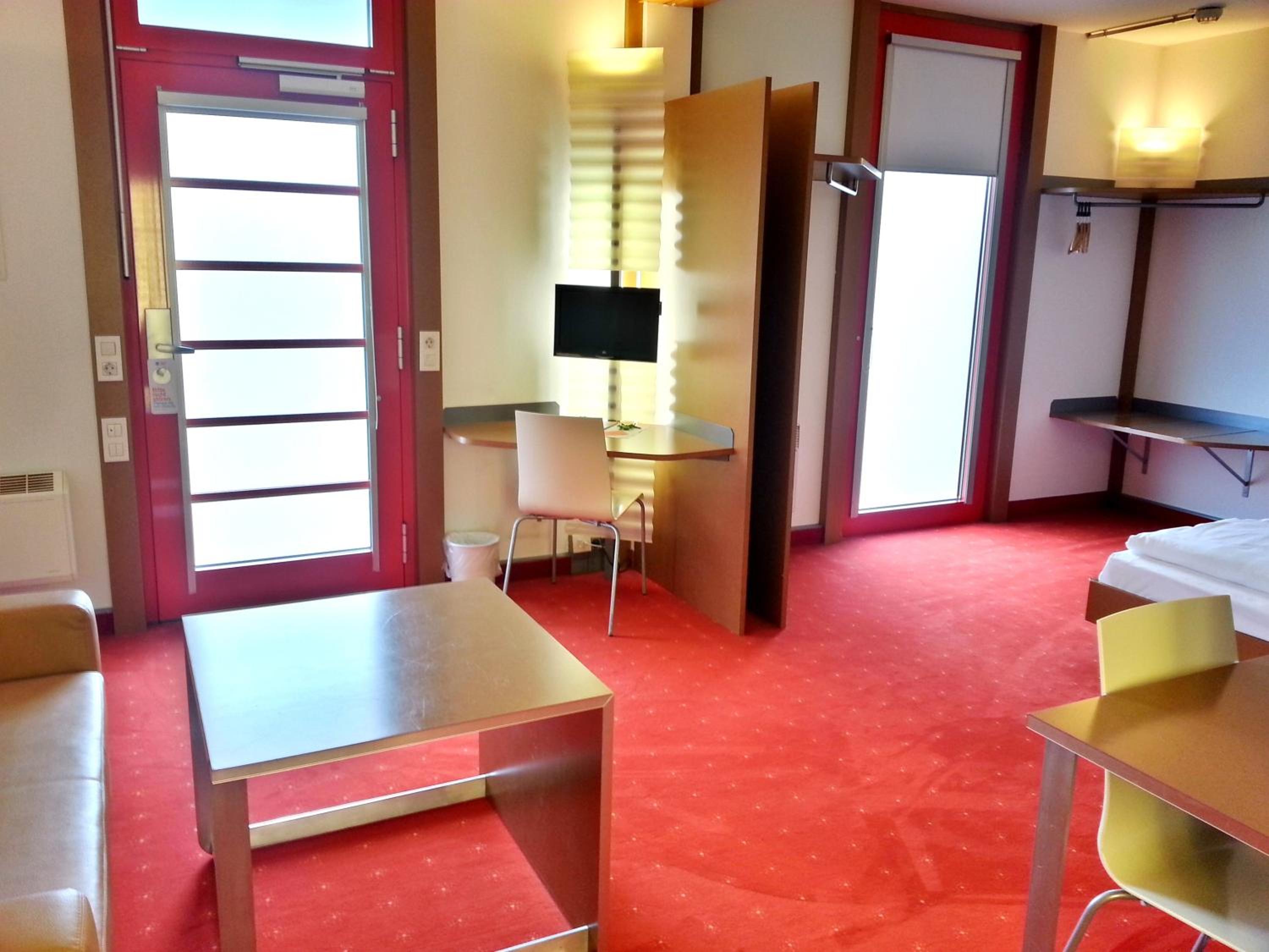 Apartment - Photo 17