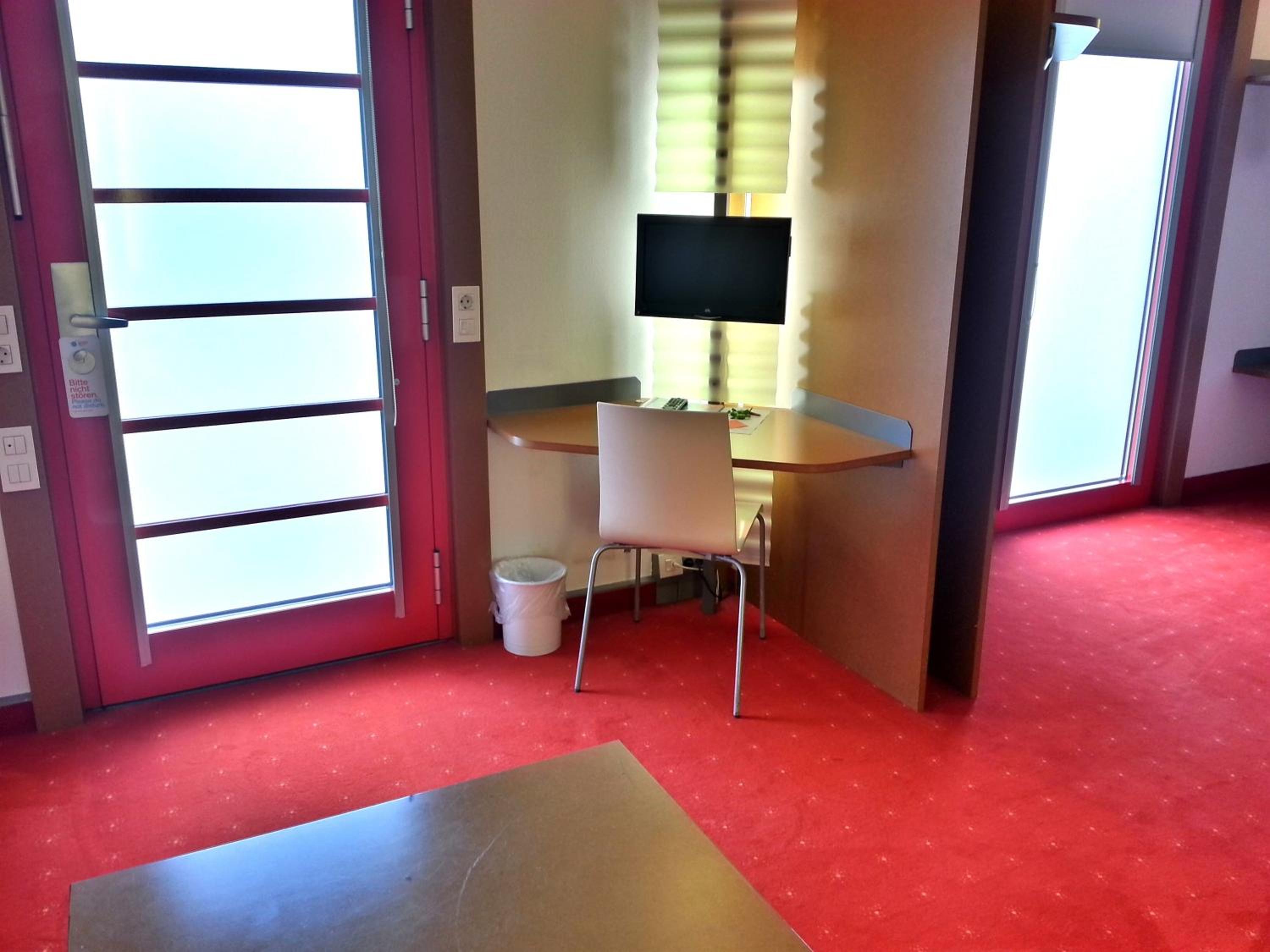 Apartment - Photo 3