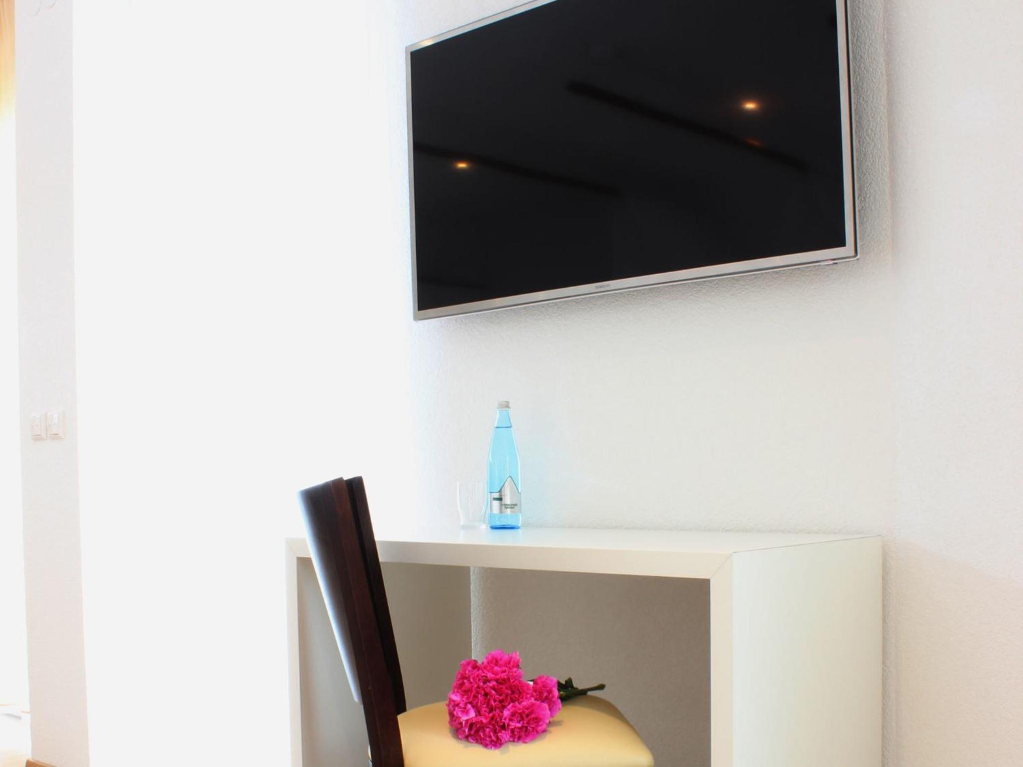 Apartment with River View - Photo 3