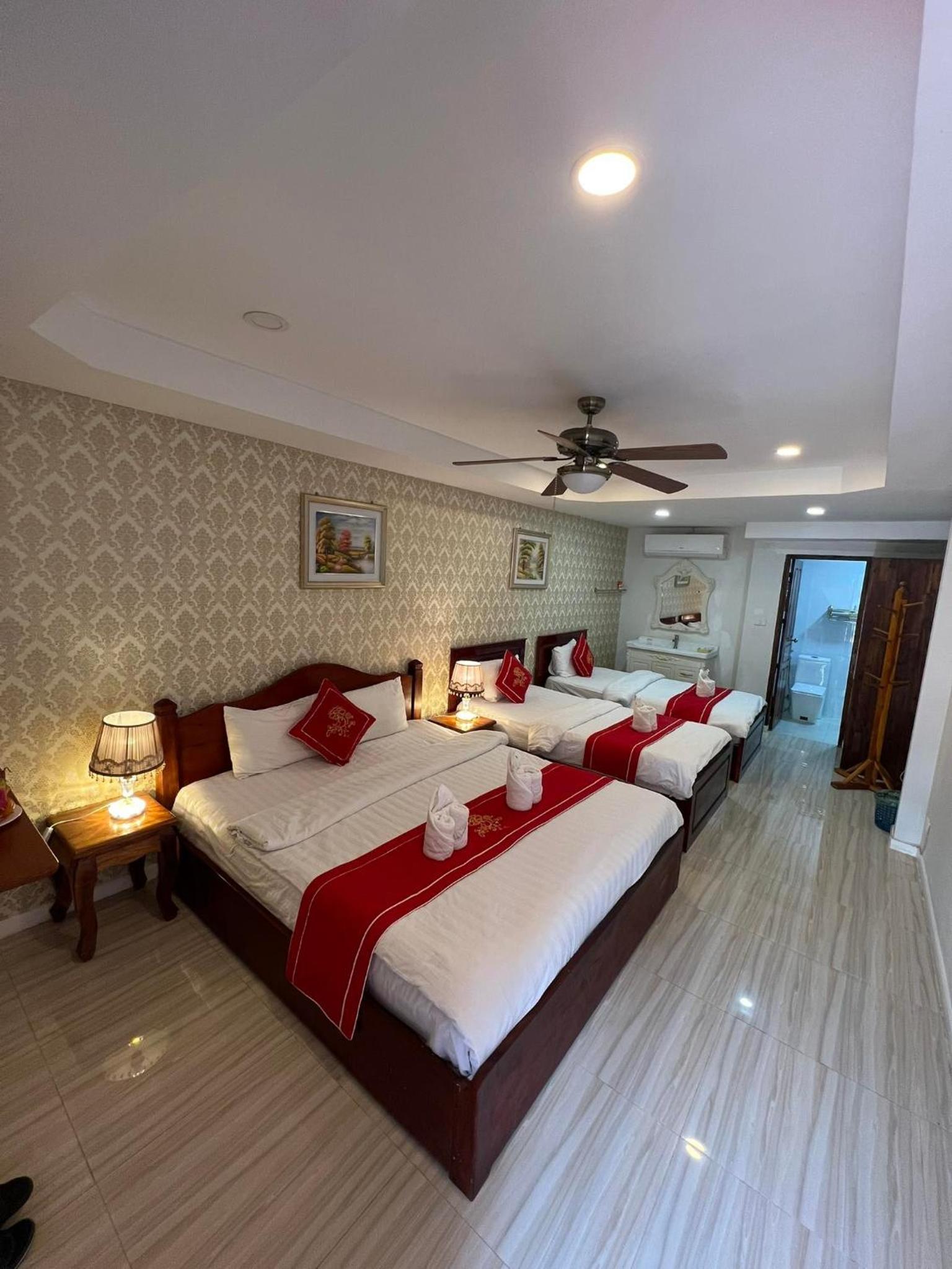 Deluxe Family Room with Terrace and River View