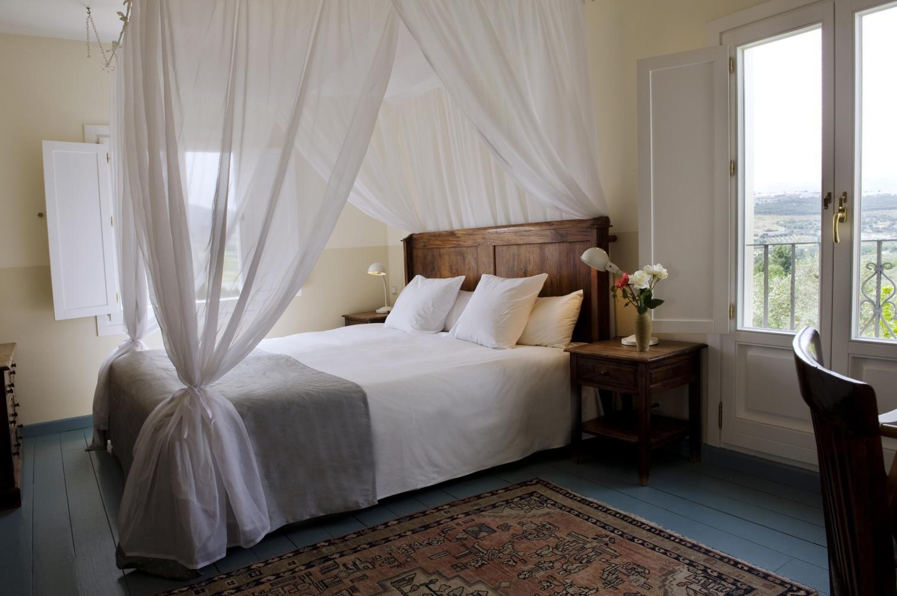 Deluxe Suite - Photo 5