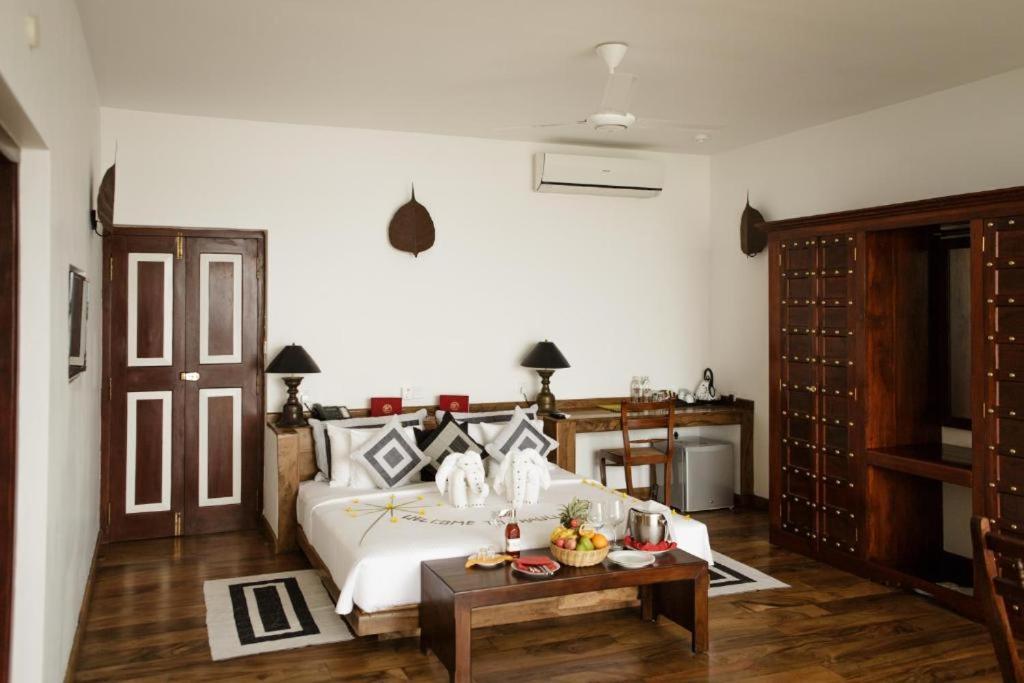 Wellness Classic Deluxe Suite Room
