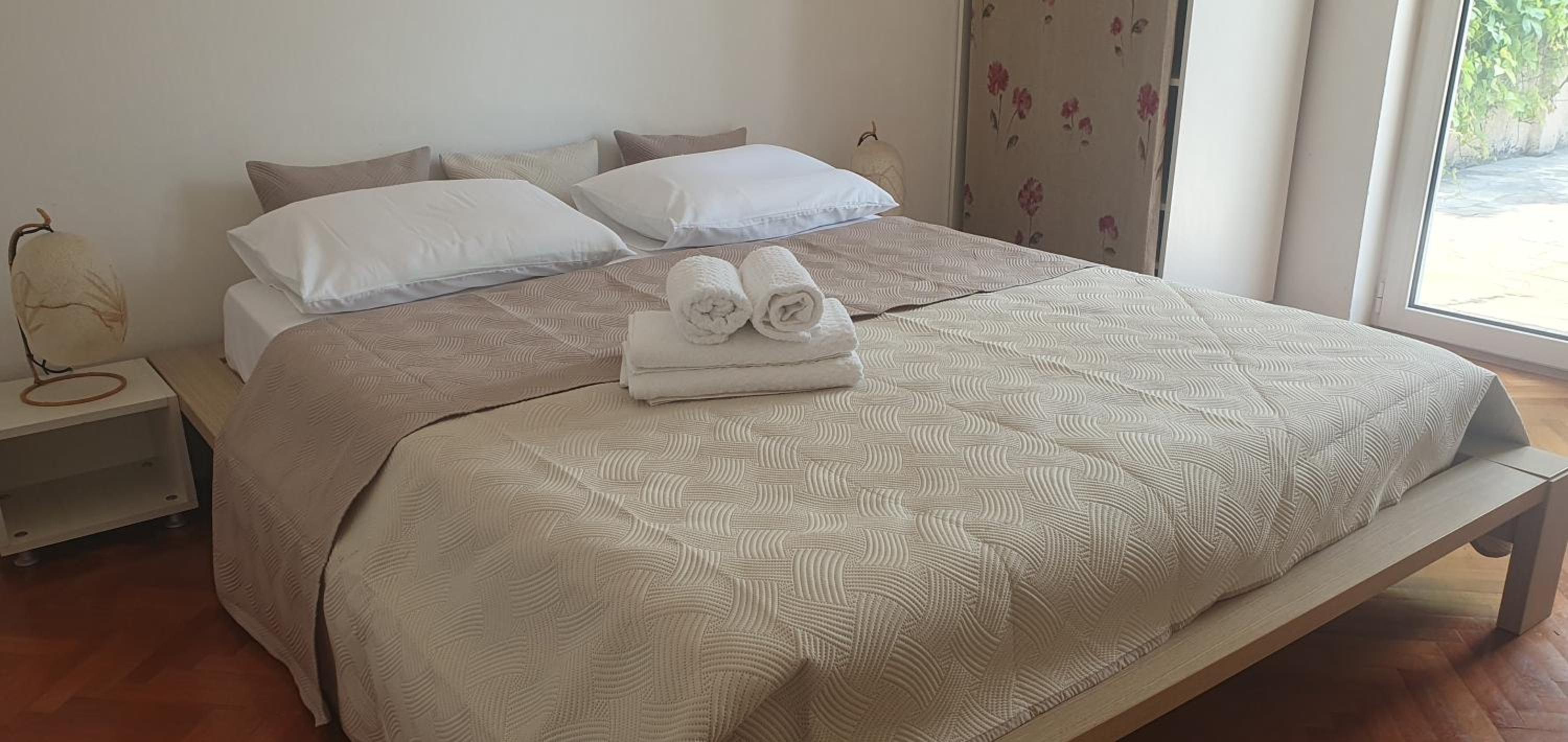 Two-Bedroom Apartment with Balcony photo 1