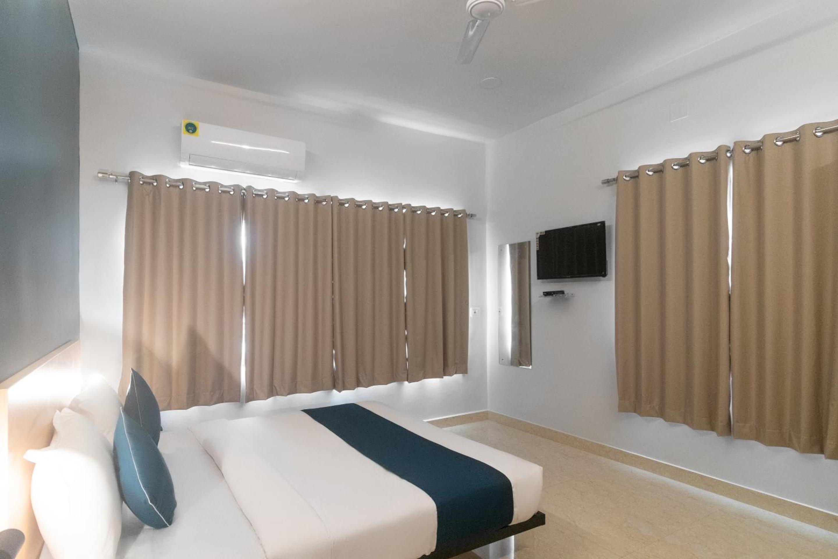 Classic Triple Room photo 2