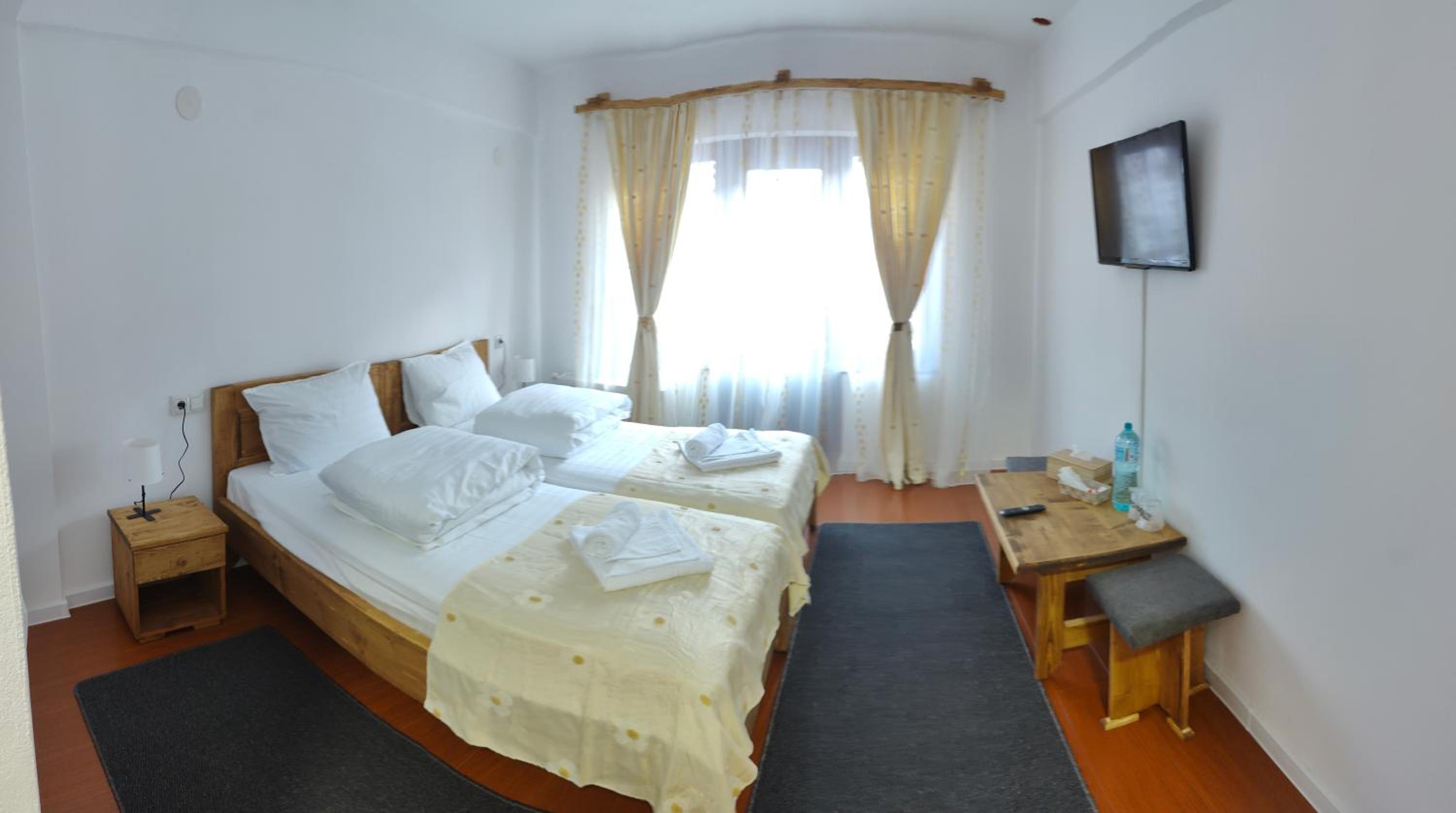 Twin Room with Balcony photo 1