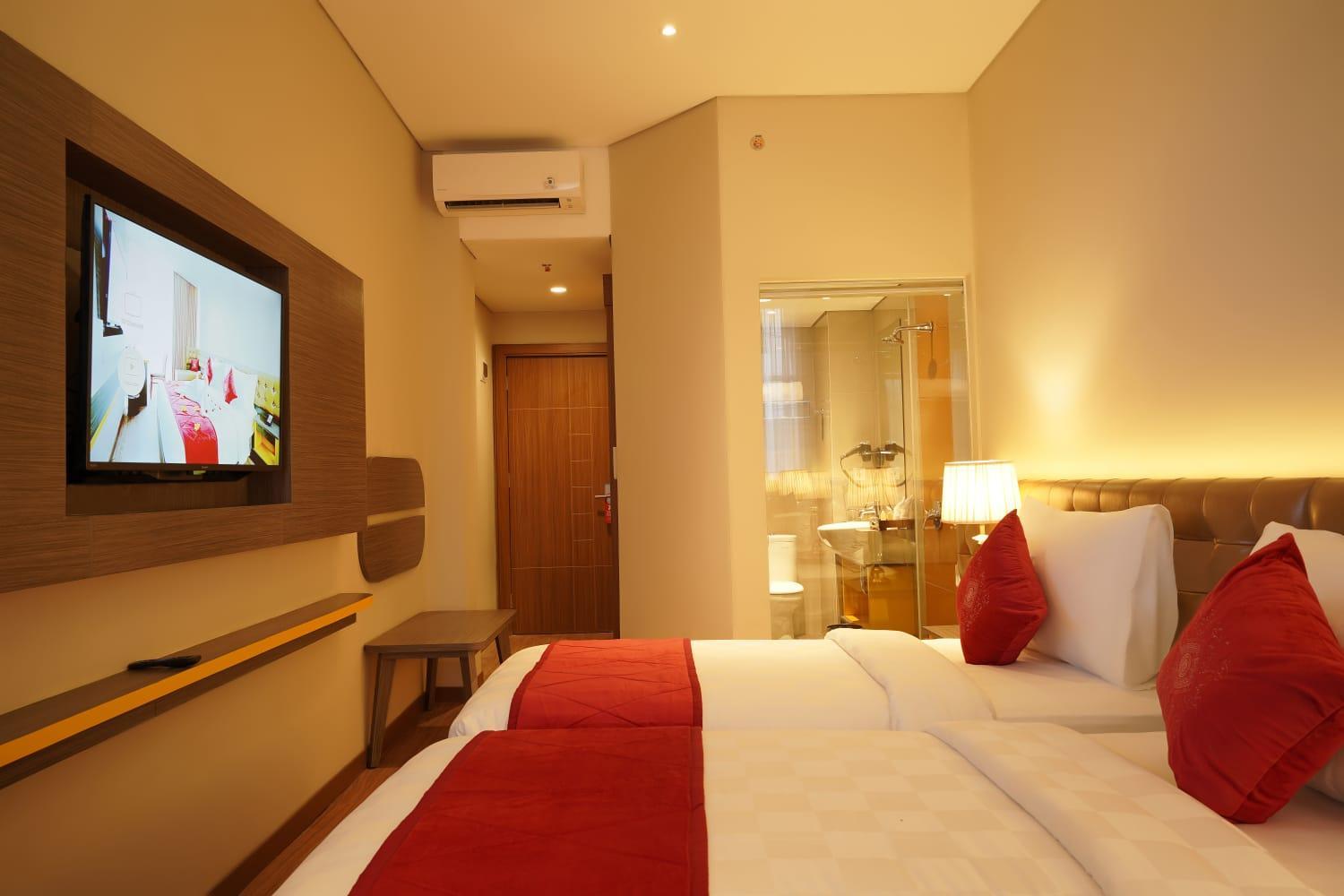Deluxe Room with Two Single Beds, Non-Smoking - Photo 5