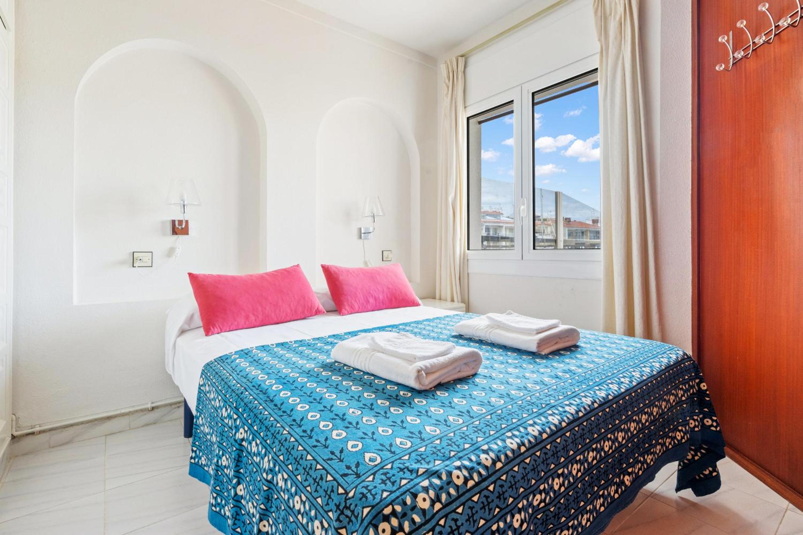 Apartamento con Balcón