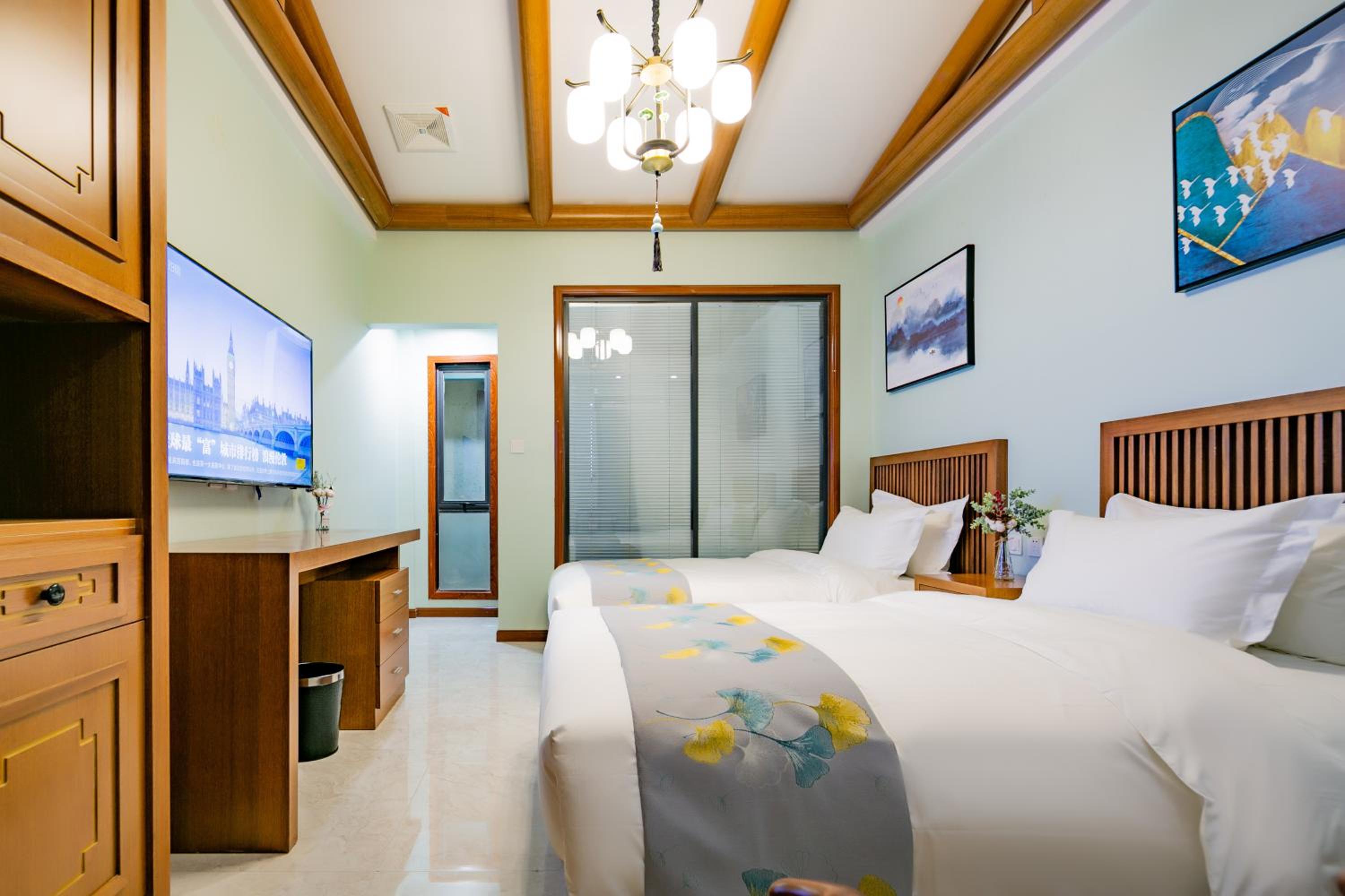 Deluxe Moon Twin Room