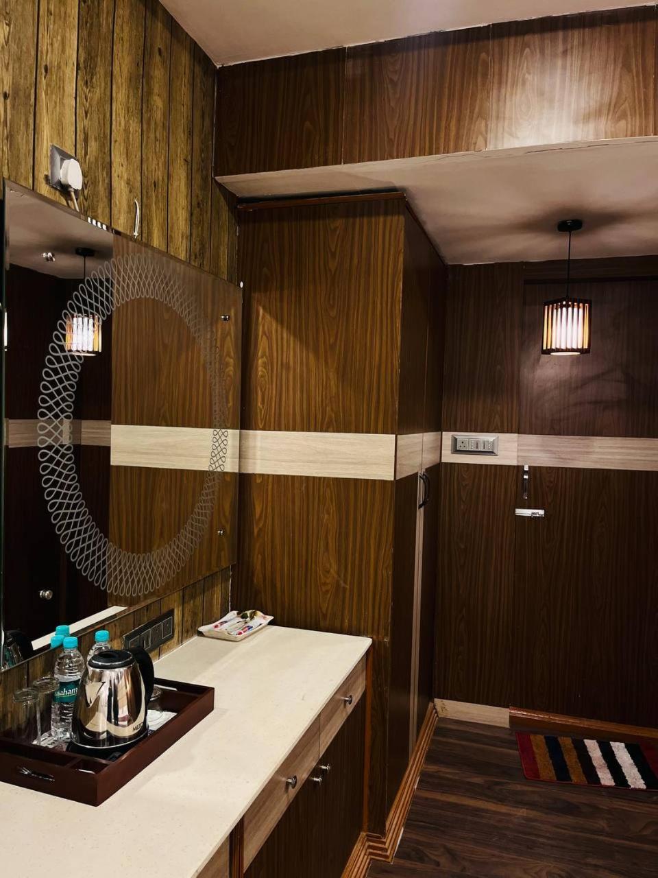 Deluxe Double or Twin Room - Photo 5