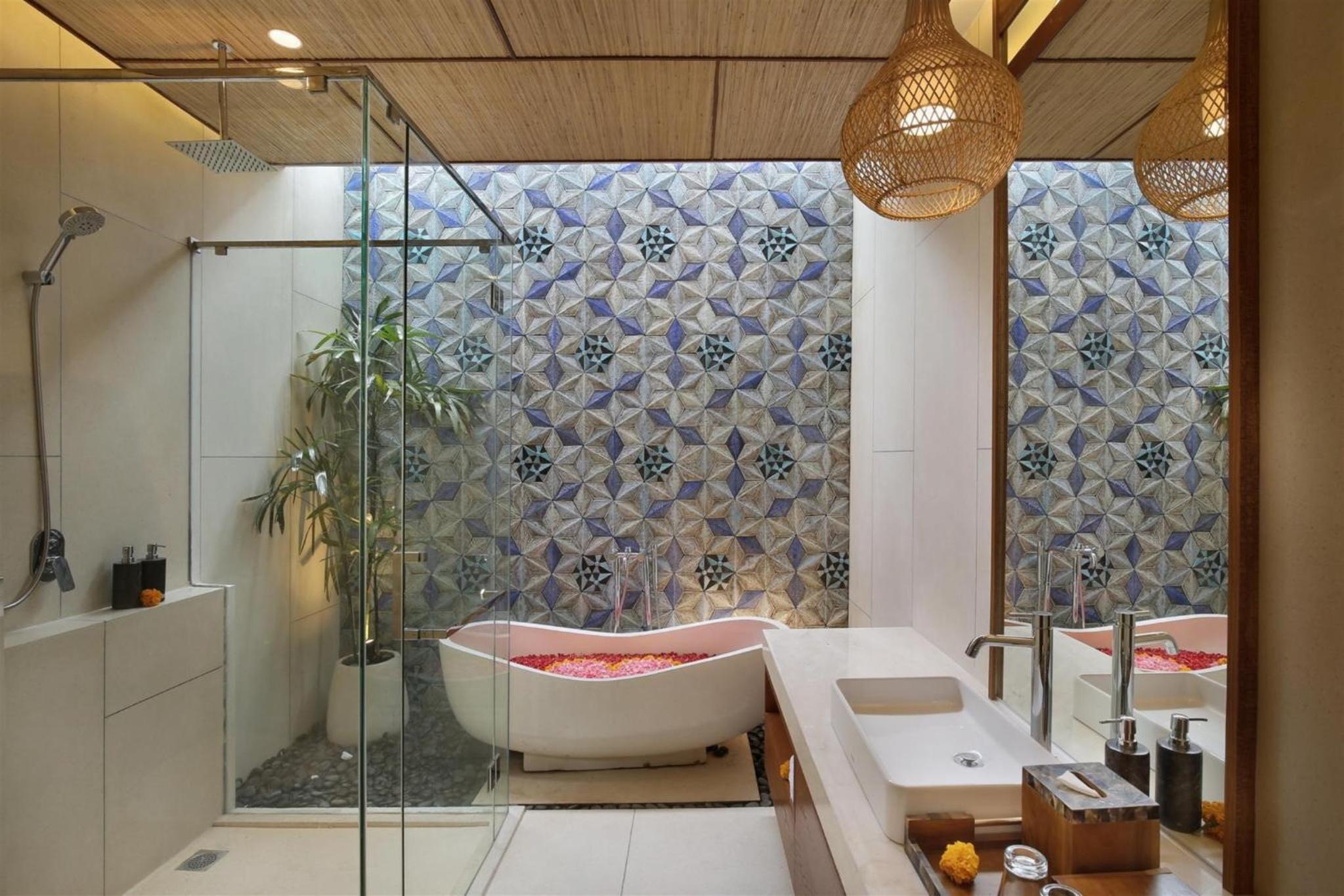 Two-Bedroom Villa with Private Pool - Photo 4