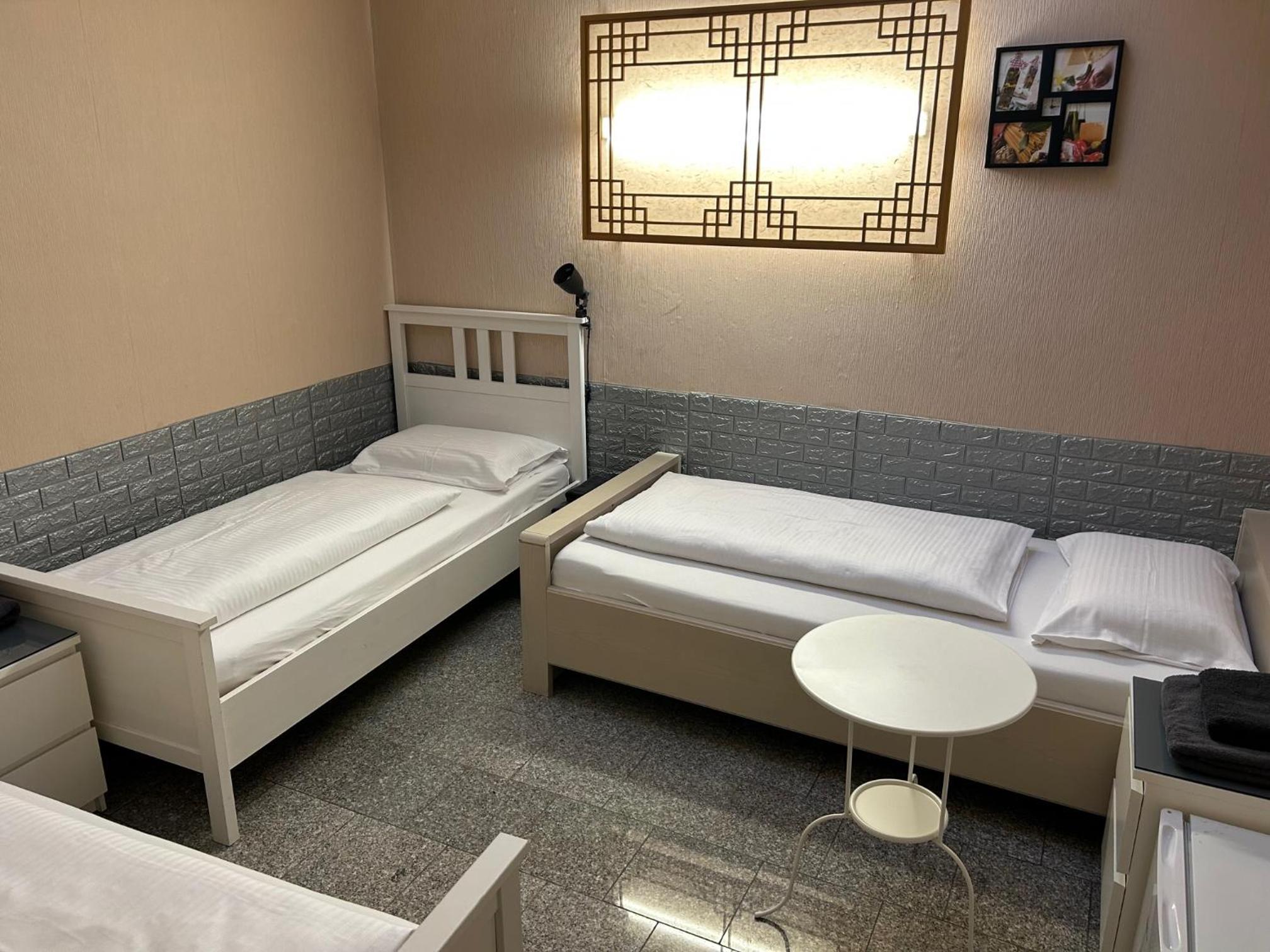 Triple Room - Photo 2