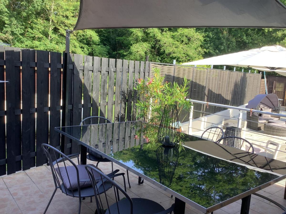 Double Room with Pool View photo 1