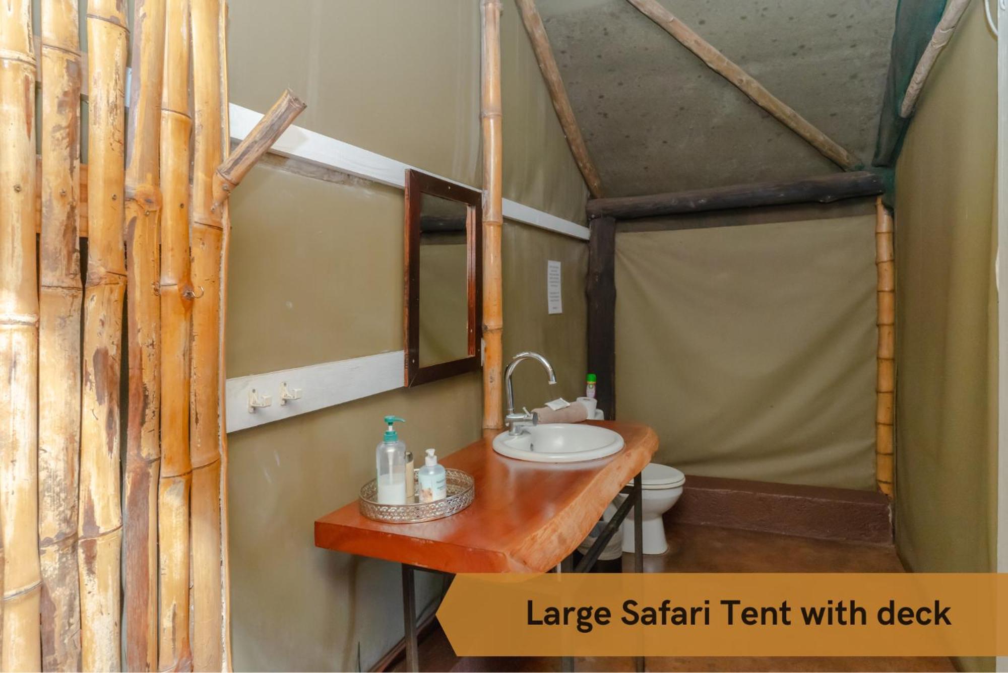Large Safari Tent with Deck photo 2