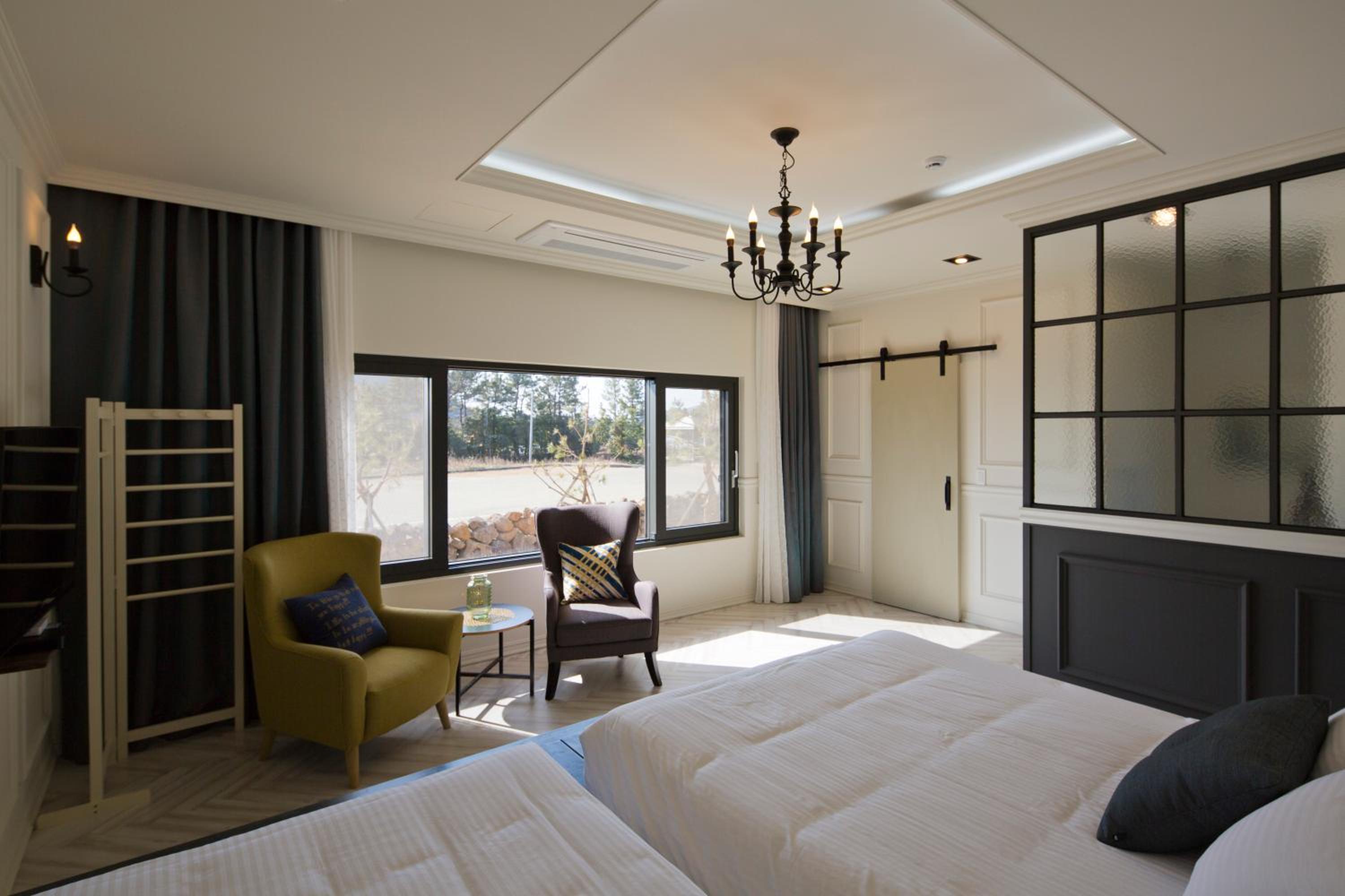 One-Bedroom House photo 3