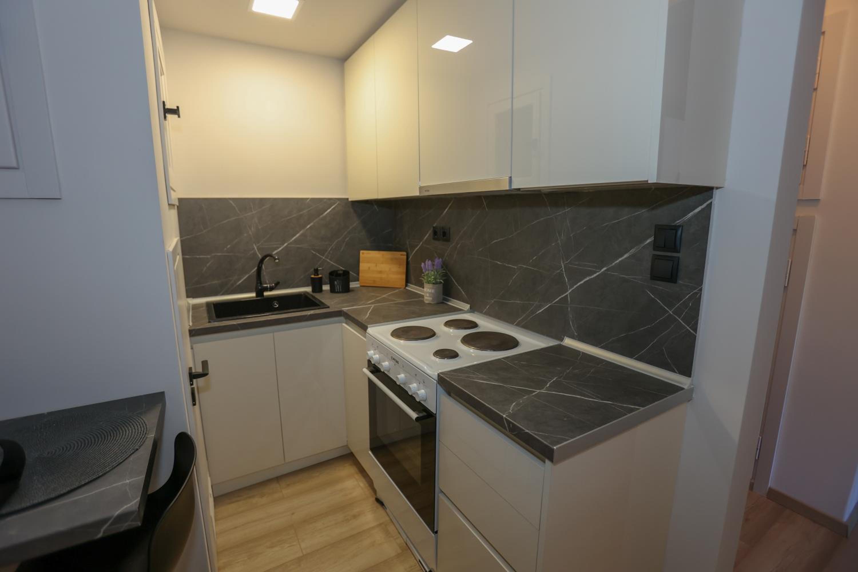Two-Bedroom Apartment - Photo 4