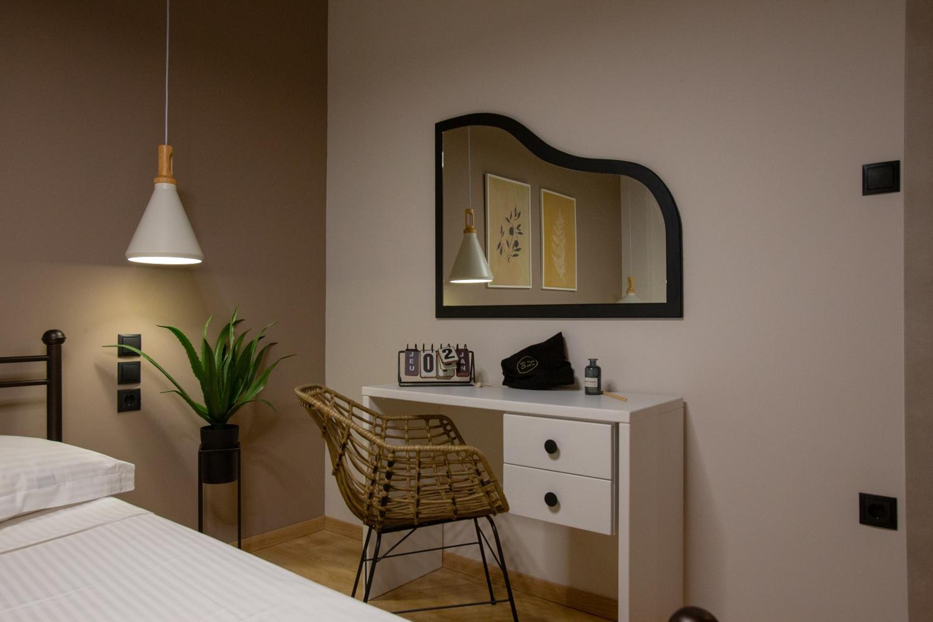 Two-Bedroom Apartment - Photo 2