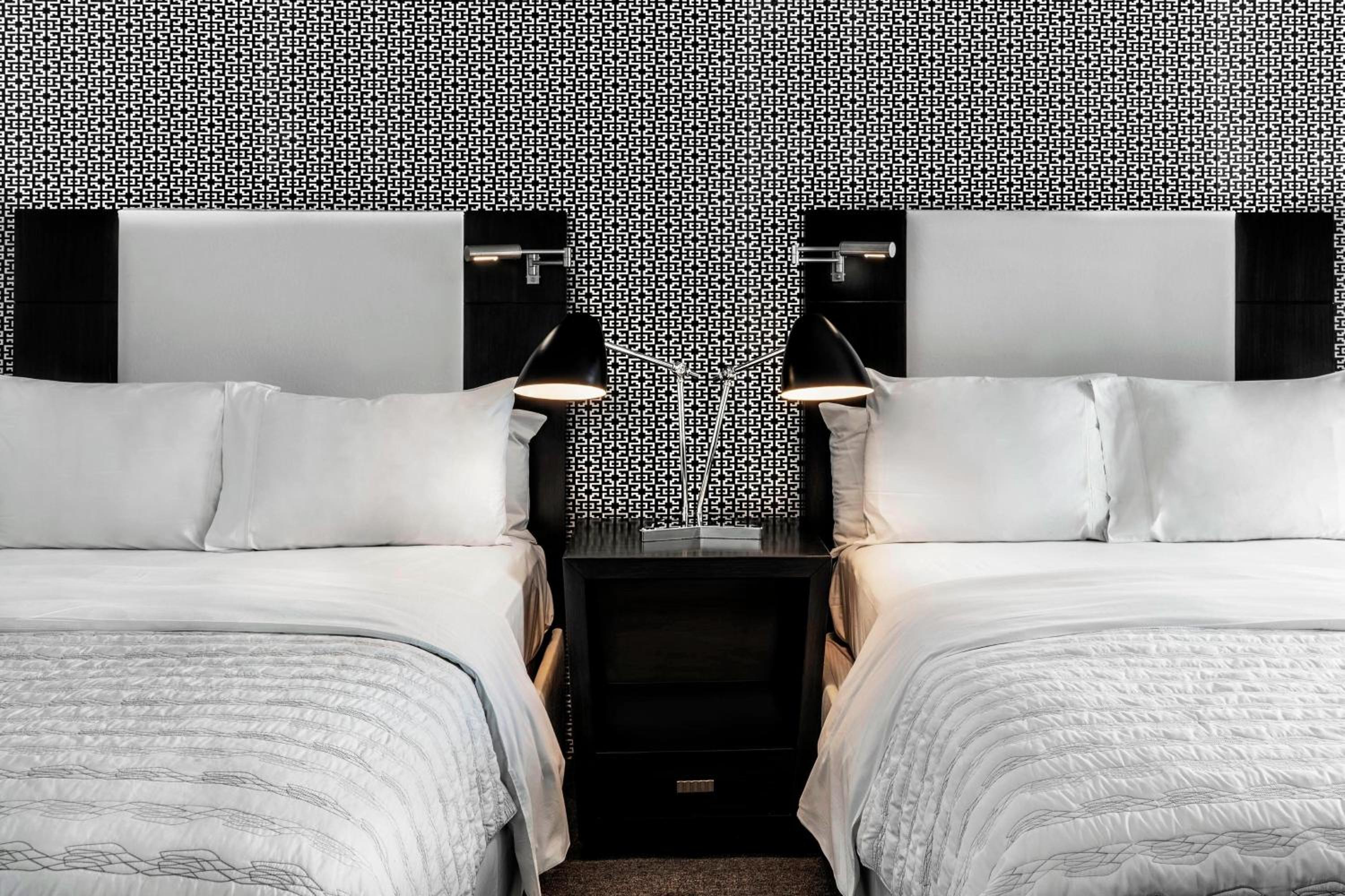 Superior Suite, 1 Bedroom Suite, 2 Double, Sofa bed photo 2