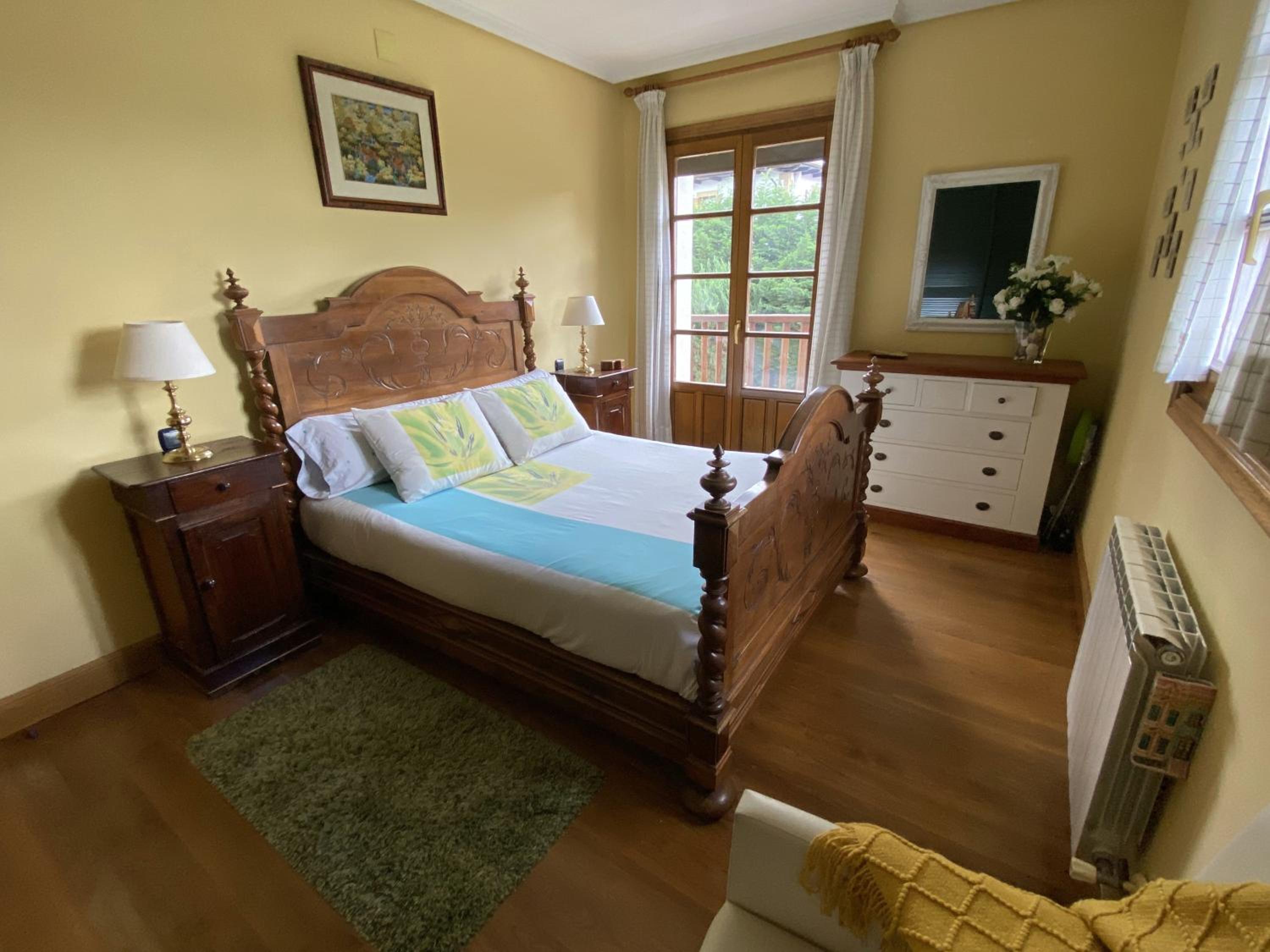 Casa de cuatro habitaciones