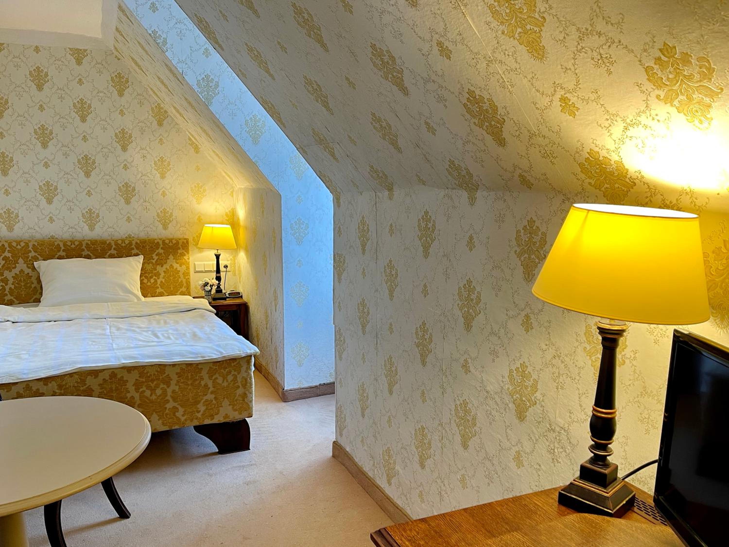Single Room photo 3