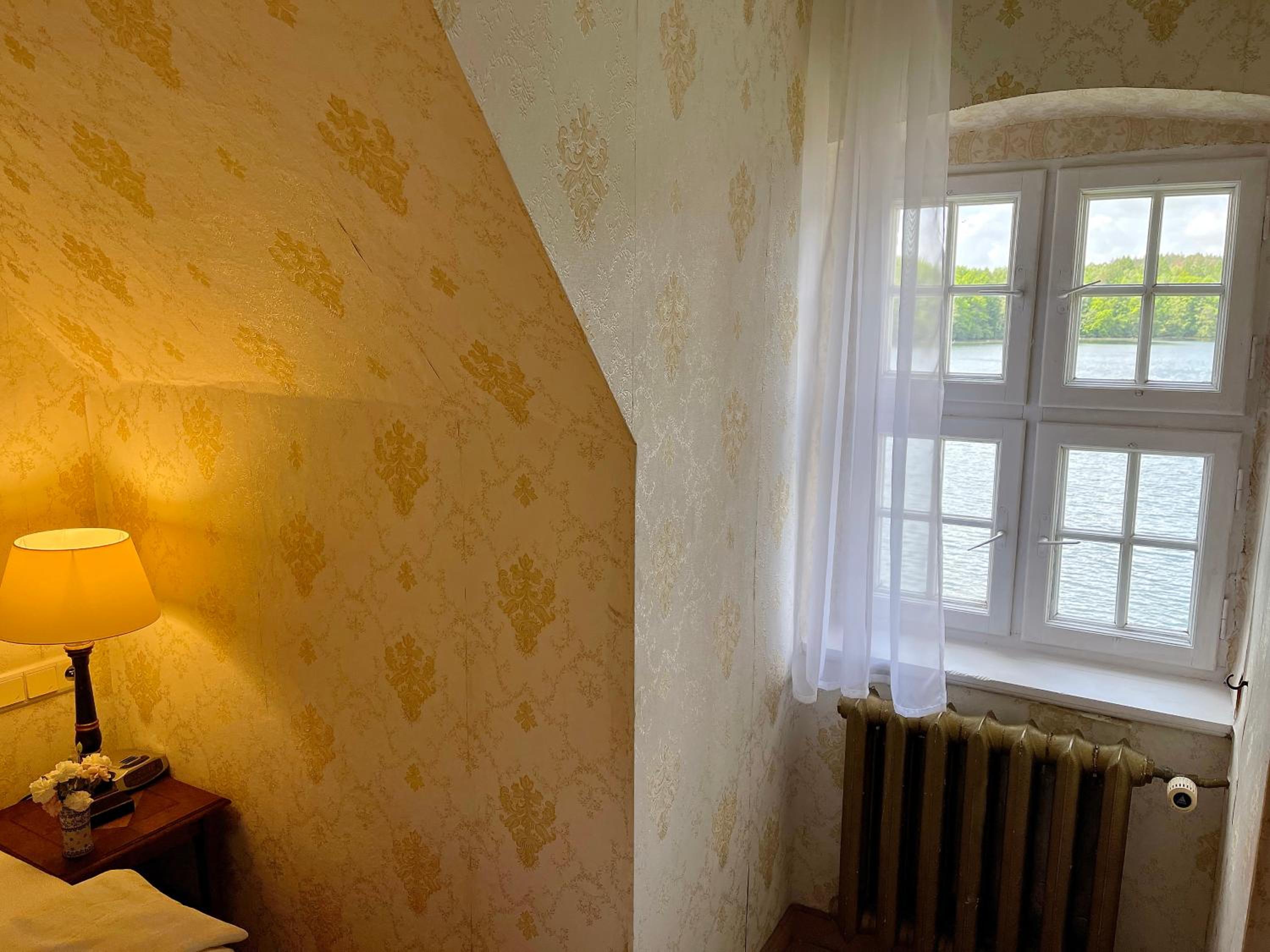 Double Room with Lake View photo 3