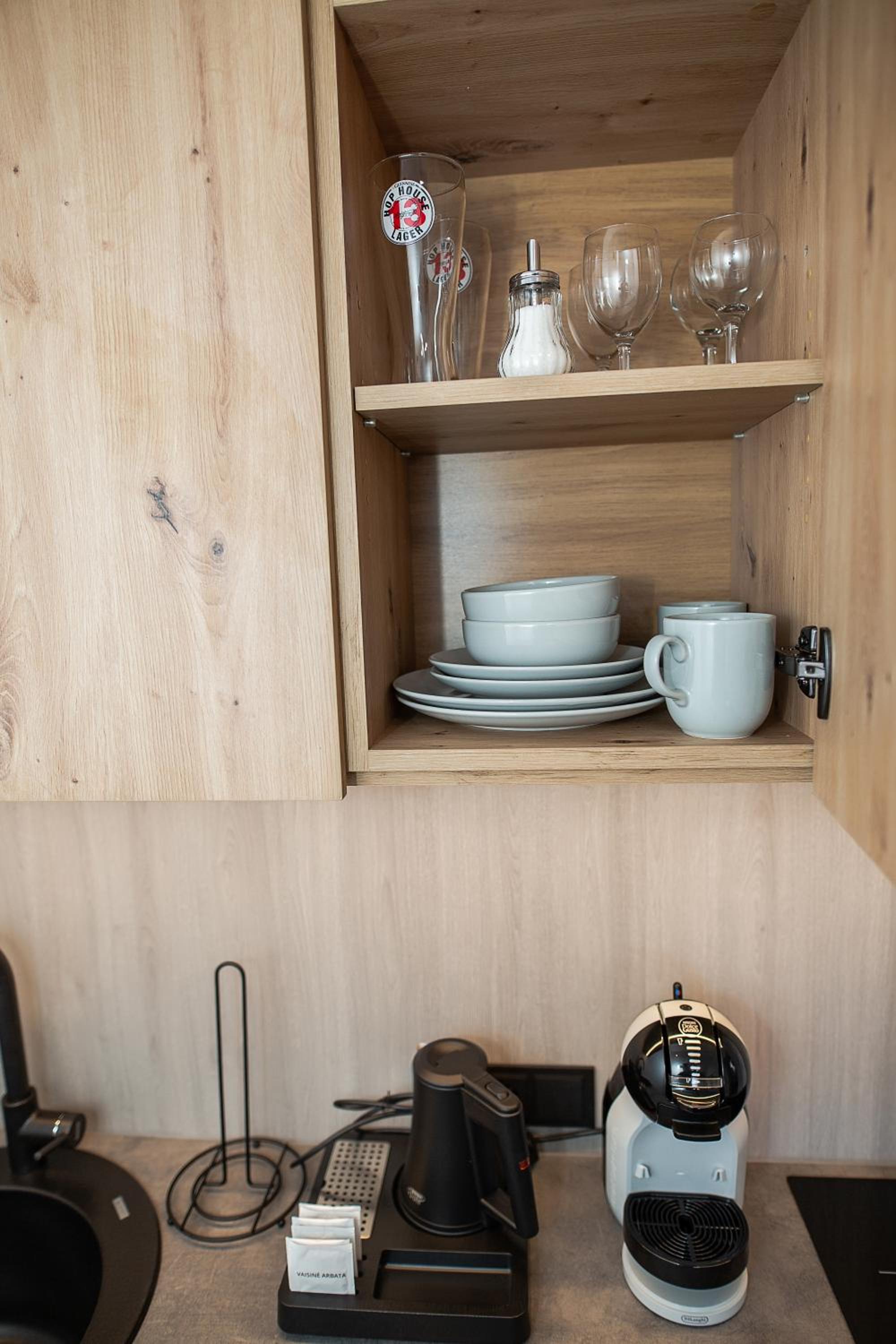 Suite - Photo 2