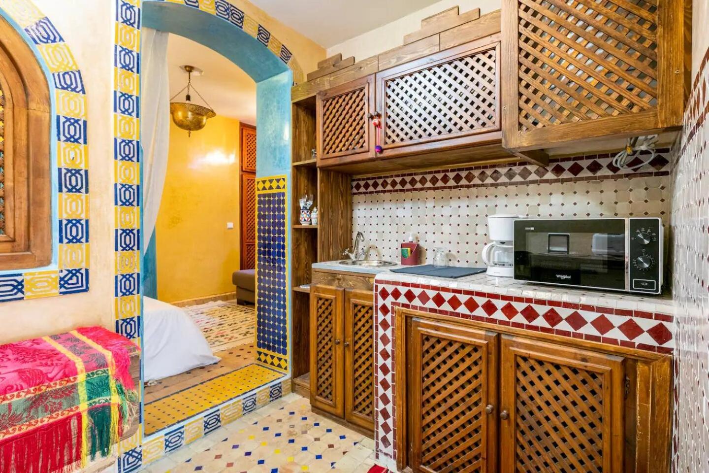 One-Bedroom Apartment - Photo 10
