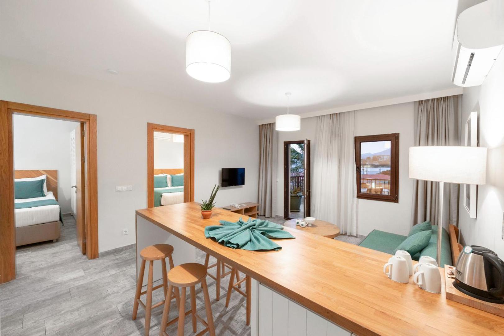 Two-Bedroom Suite photo 2