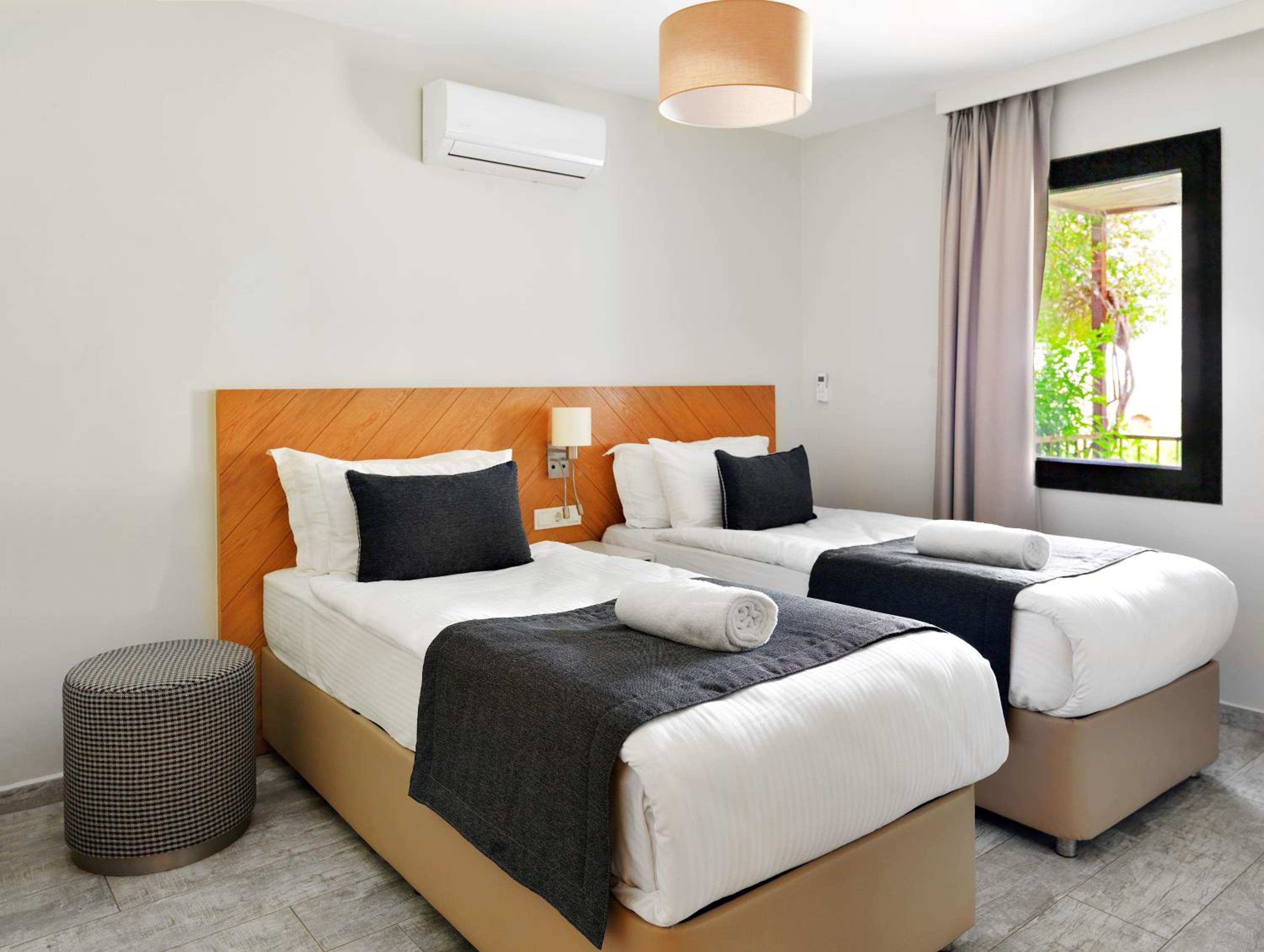 Executive Suite photo 2
