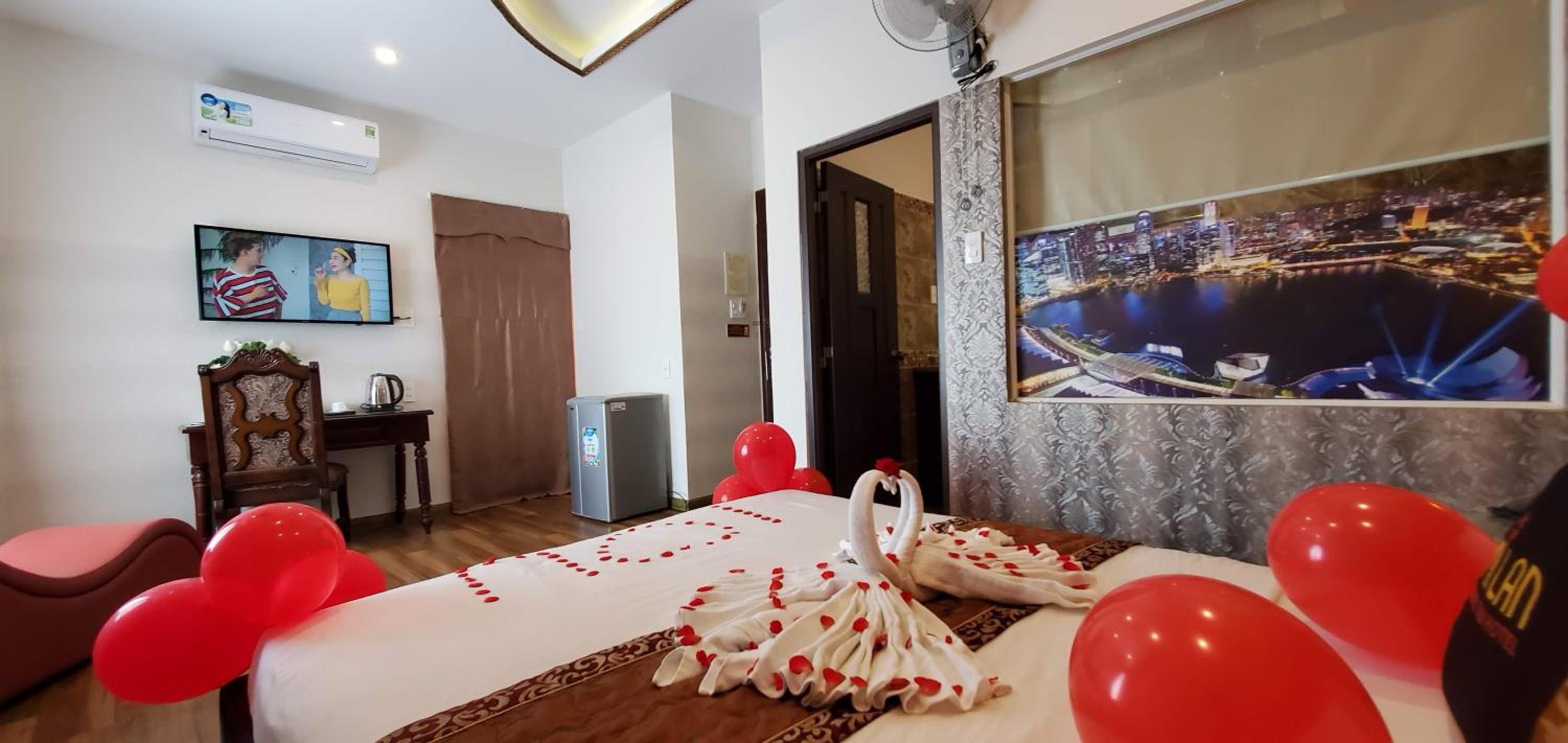 Queen Room with Spa Bath photo 2