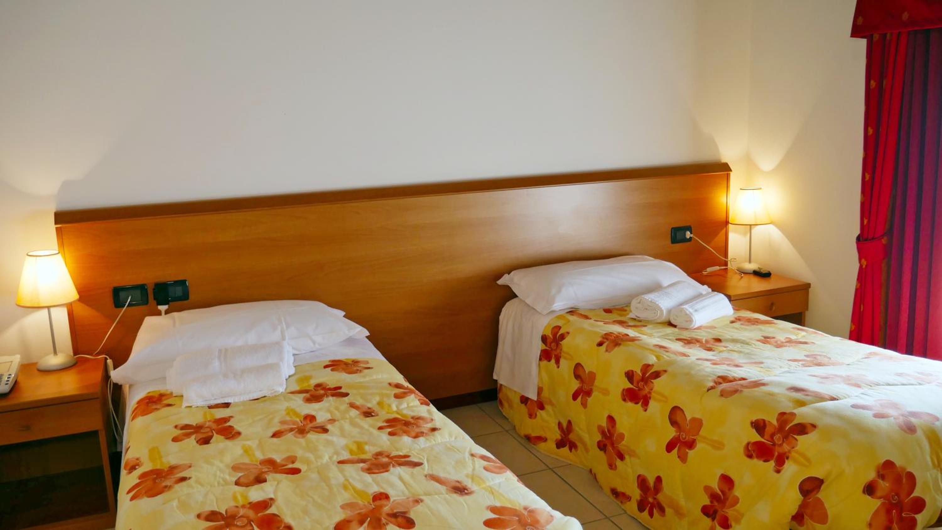 Twin Room photo 1