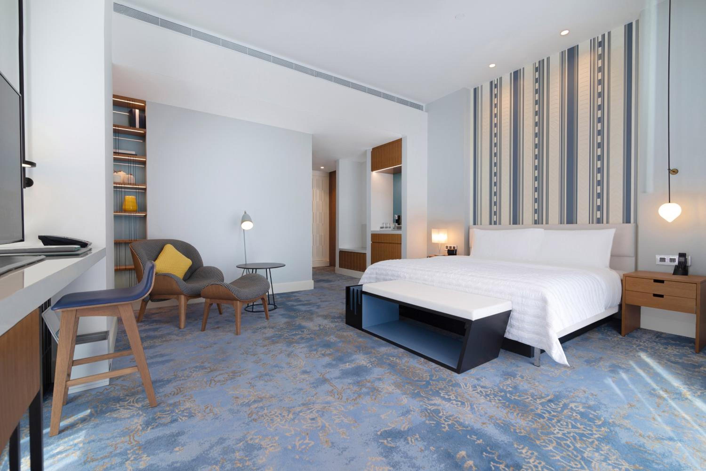 Junior Suite, Club lounge access, Suite, 1 King