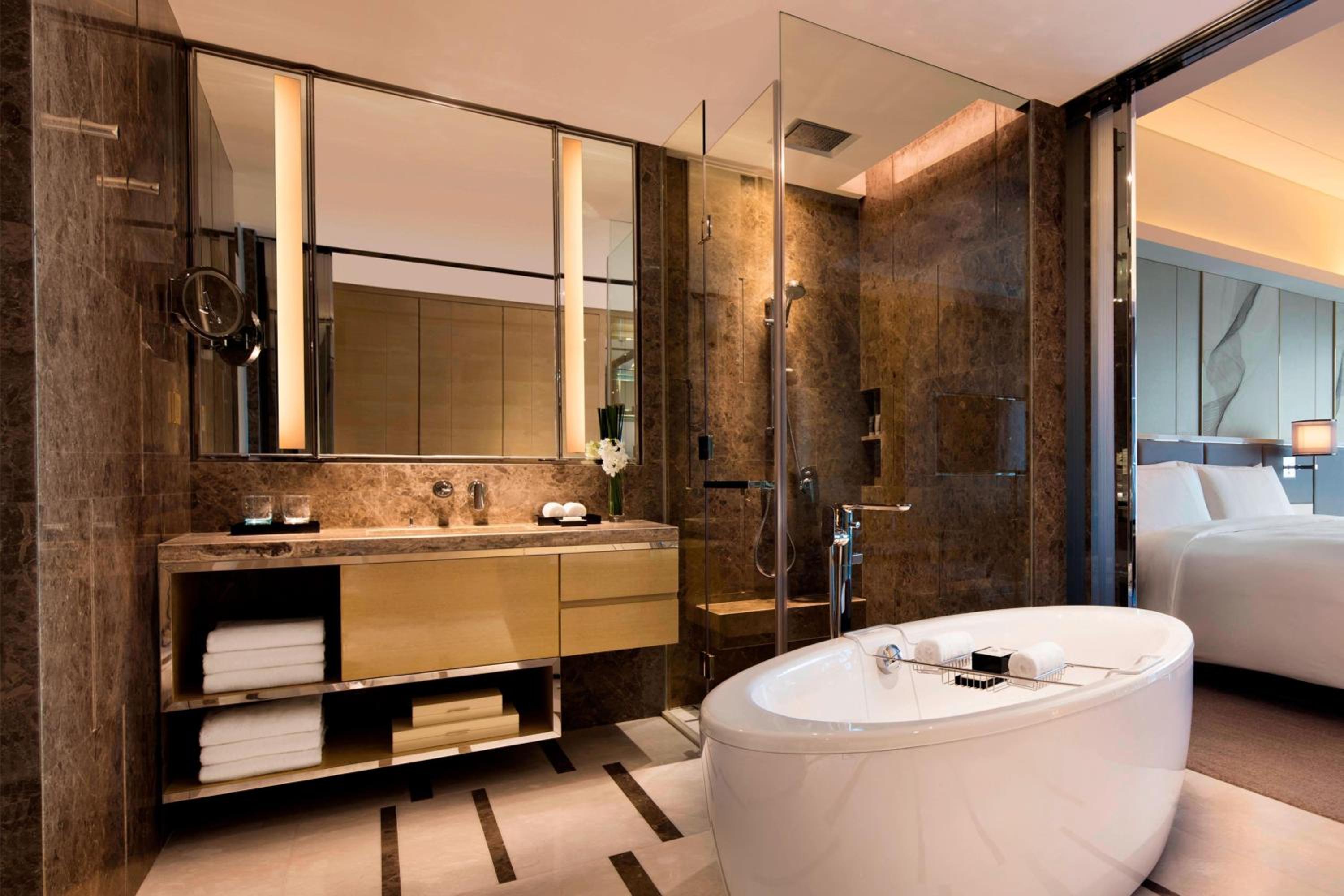 Grand Deluxe, Guest room, 1 King photo 3