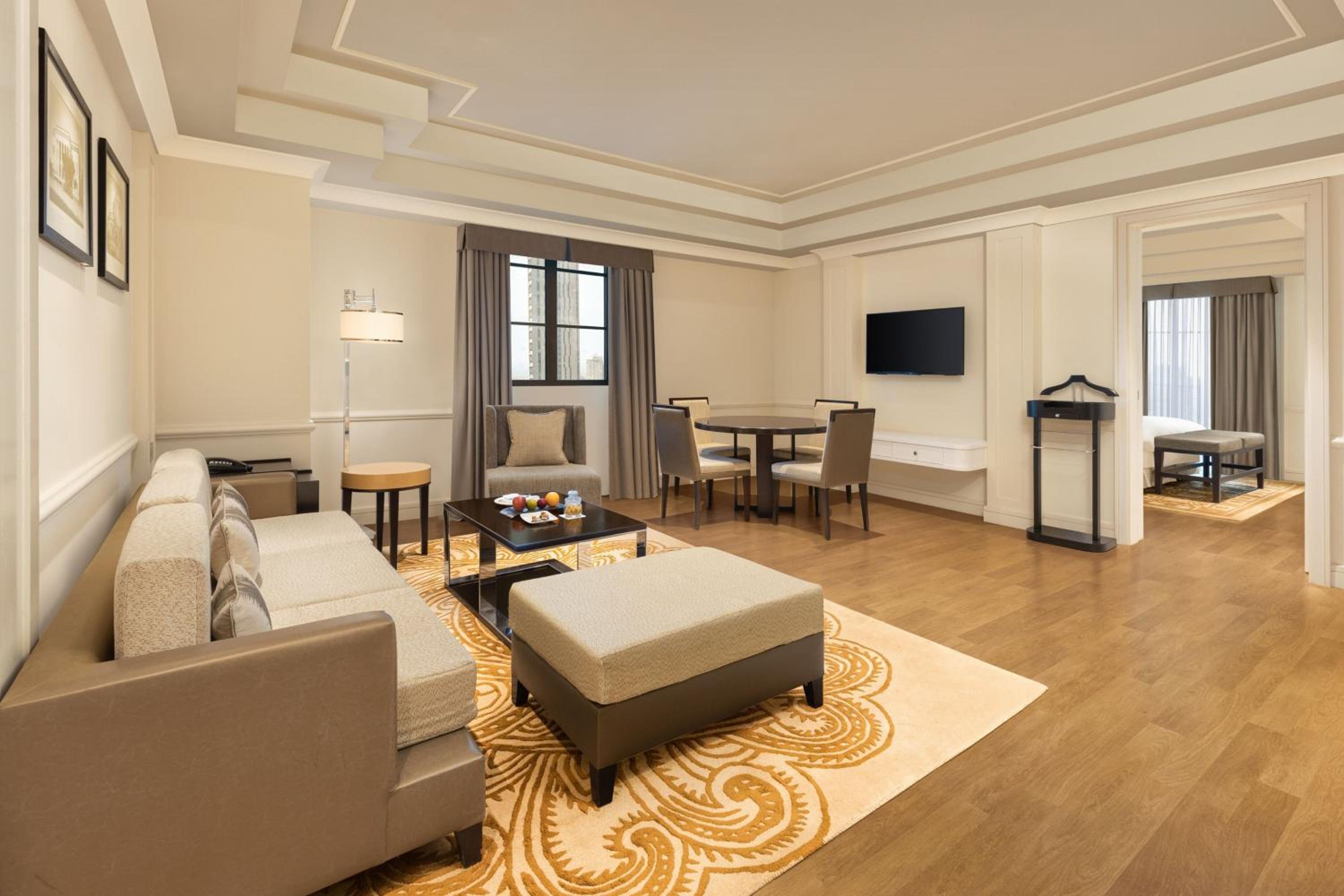 2 Bedroom Apartment - Photo 3