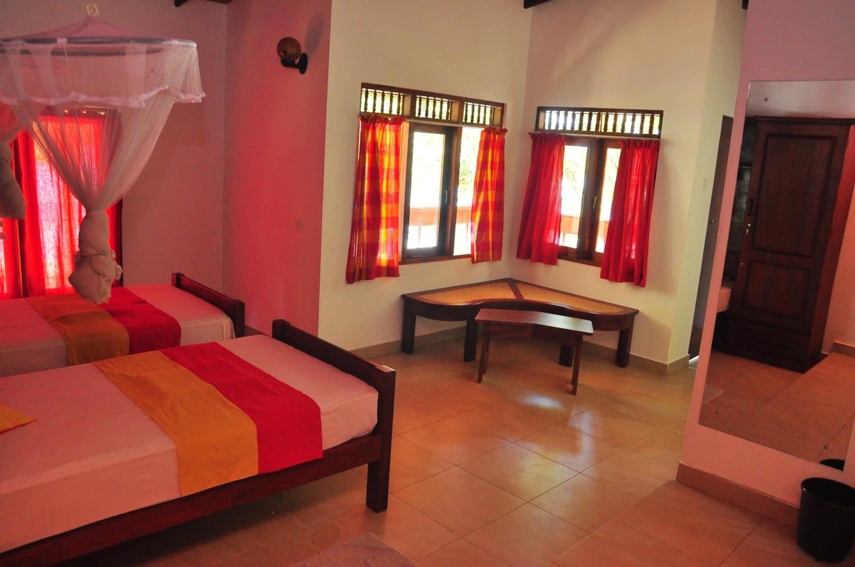 Standard Double or Twin Room photo 2