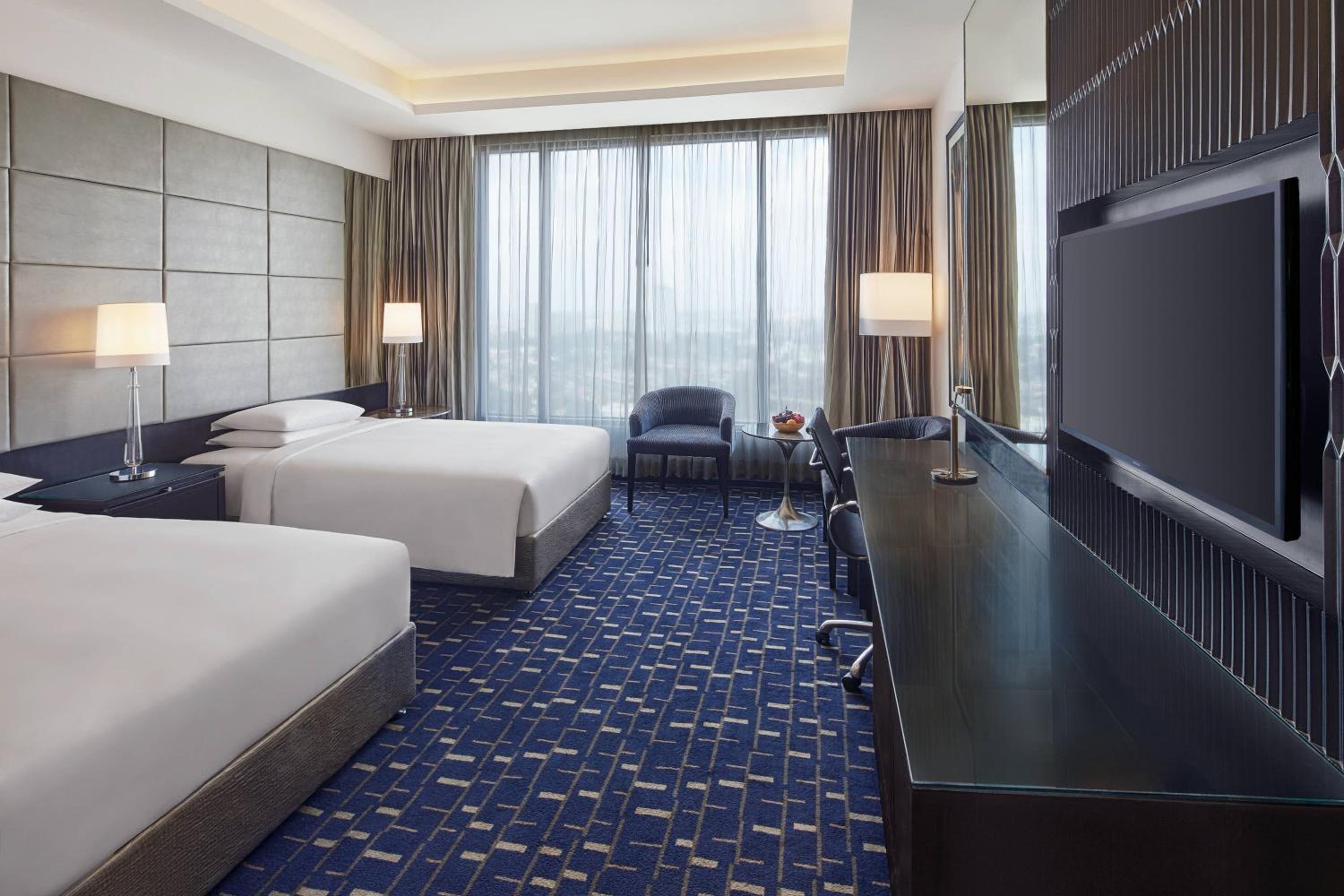 Twin Room Twin Room