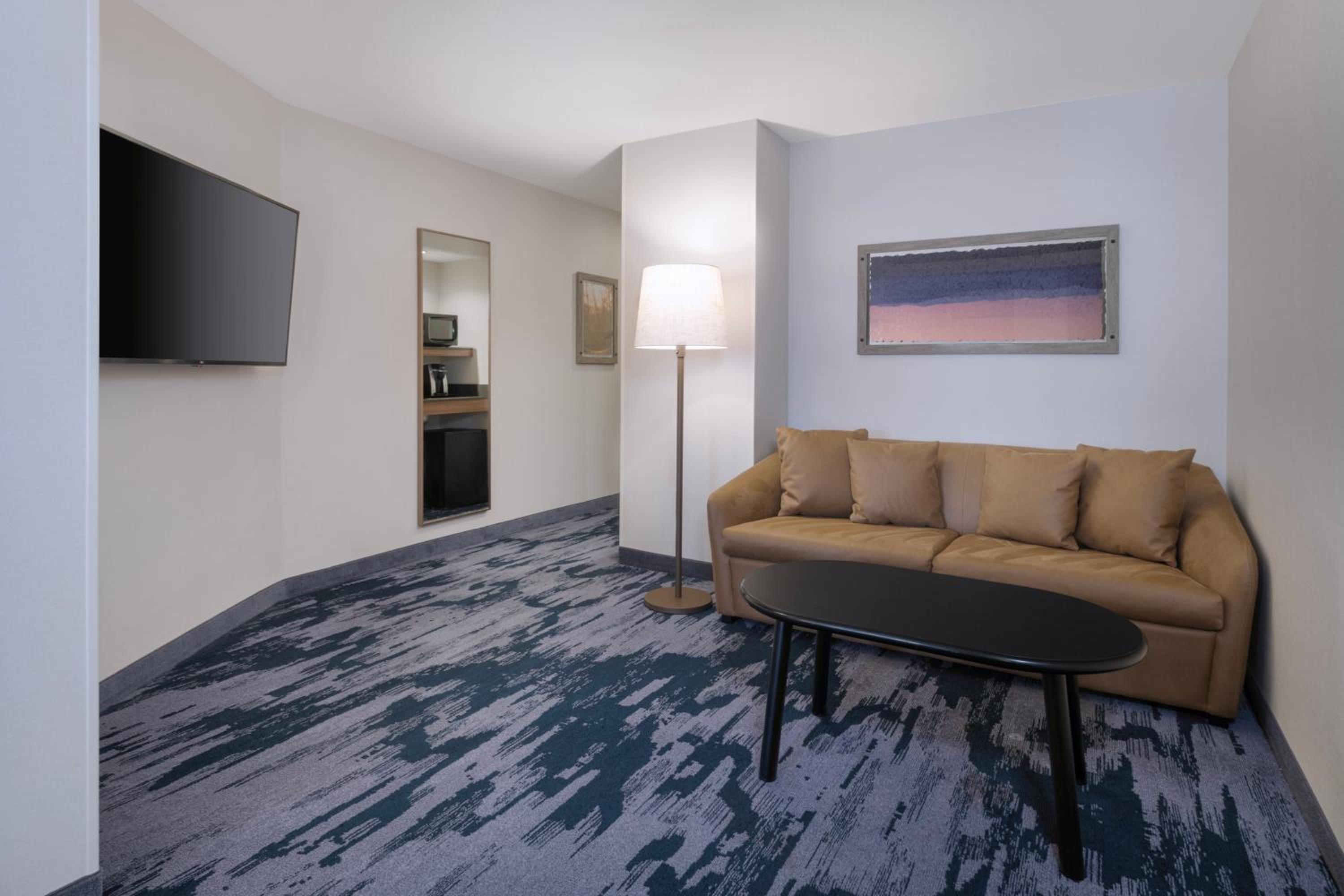 King Suite - Photo 1
